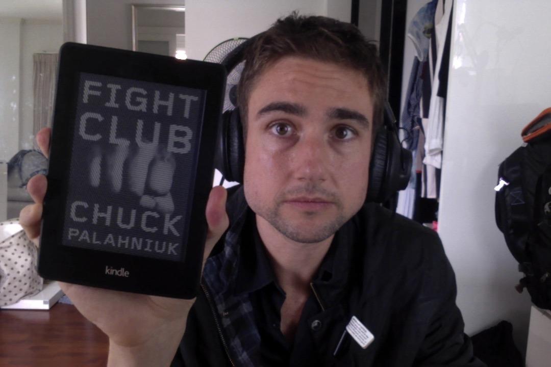 Fight Club: A Novel customer photo 1