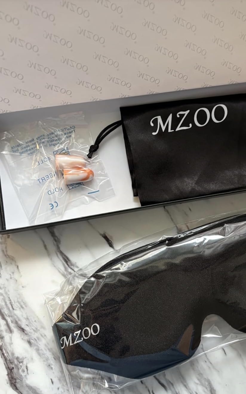 MZOO Luxury Sleep Eye Mask for Side Sleeper Men Women, Zero Eye Pressure 3D Sleeping Mask, Light Blocking Patented Design Night Blindfold, Soft Eye Shade Cover for Travel, Black customer photo 1