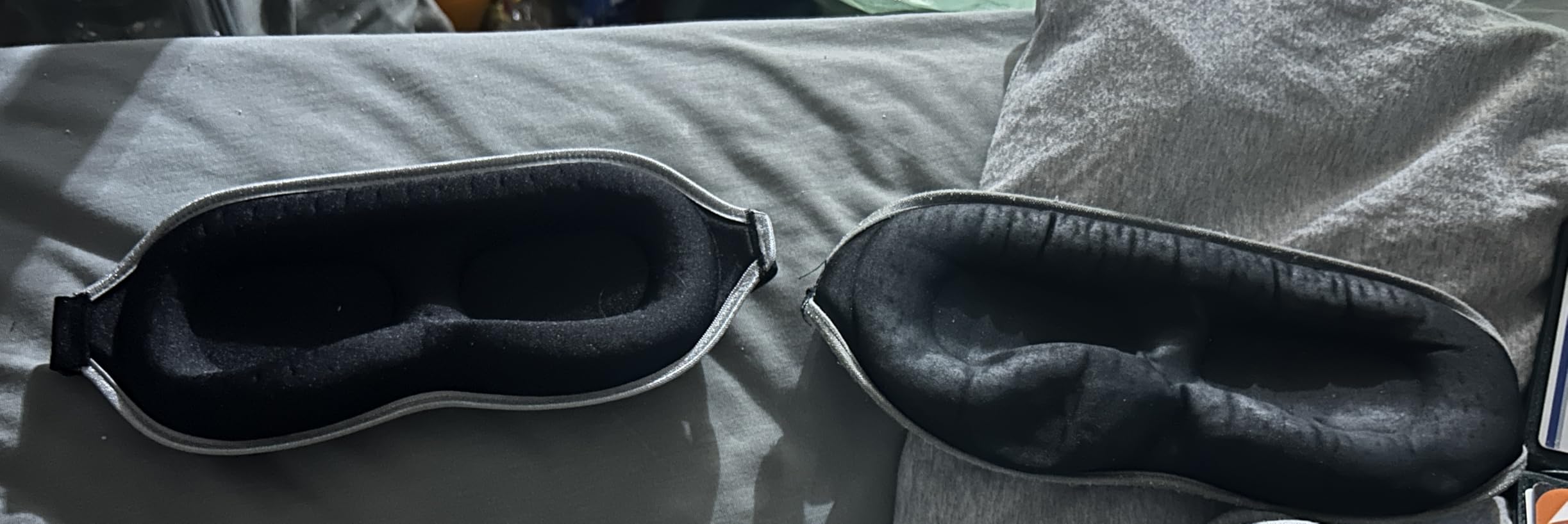 MZOO Luxury Sleep Eye Mask for Side Sleeper Men Women, Zero Eye Pressure 3D Sleeping Mask, Light Blocking Patented Design Night Blindfold, Soft Eye Shade Cover for Travel, Black customer photo 2