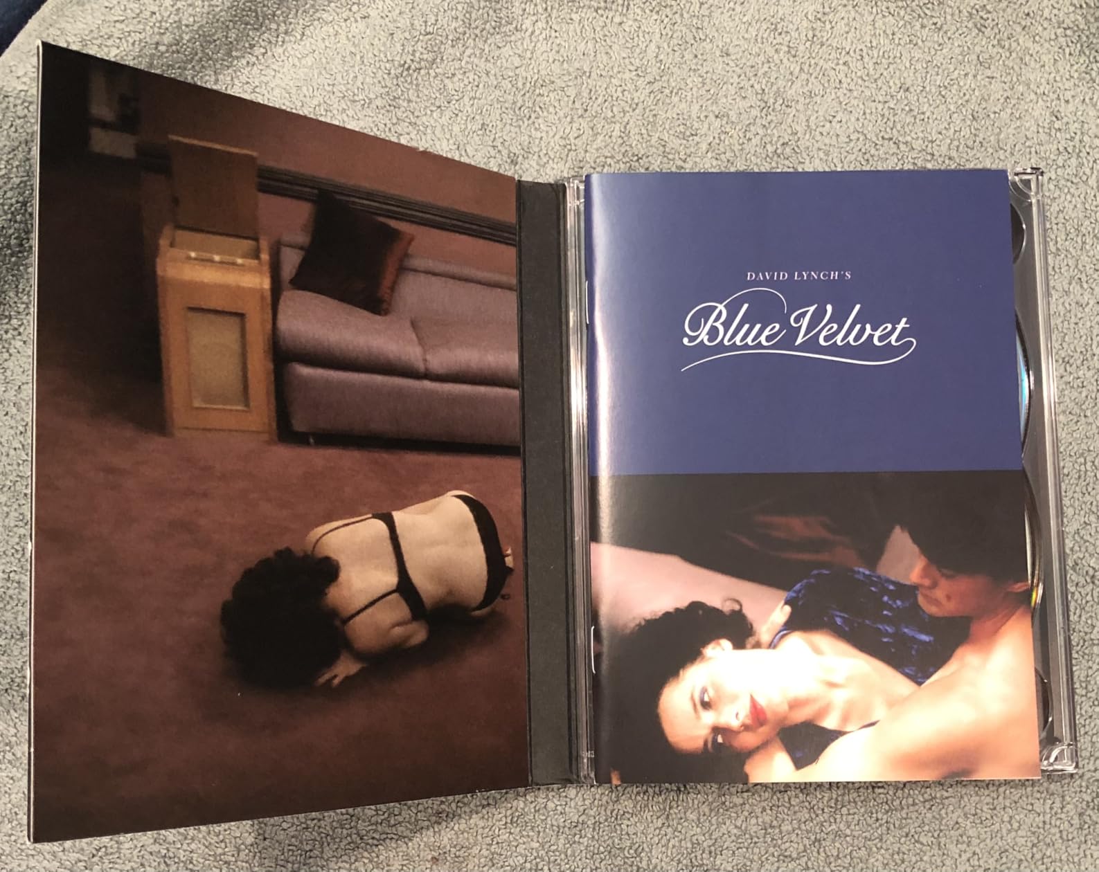 Blue Velvet (The Criterion Collection) [Blu-ray] customer photo 1