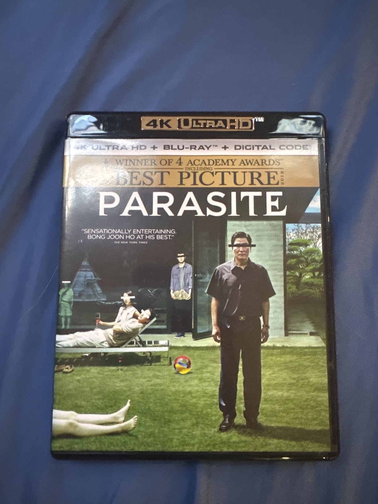 Parasite [Blu-ray] customer photo 2