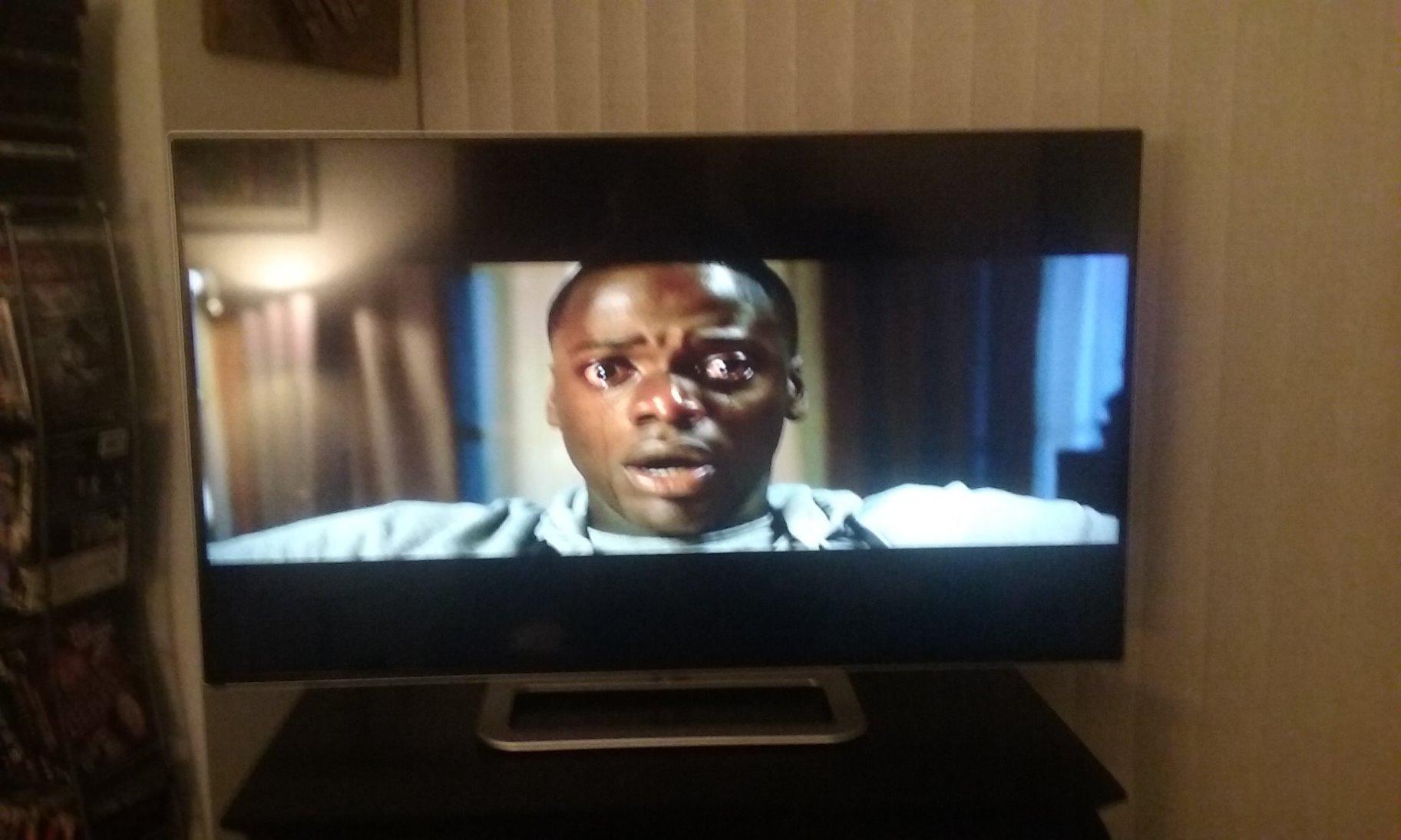 Get Out [Blu-ray] customer photo 1