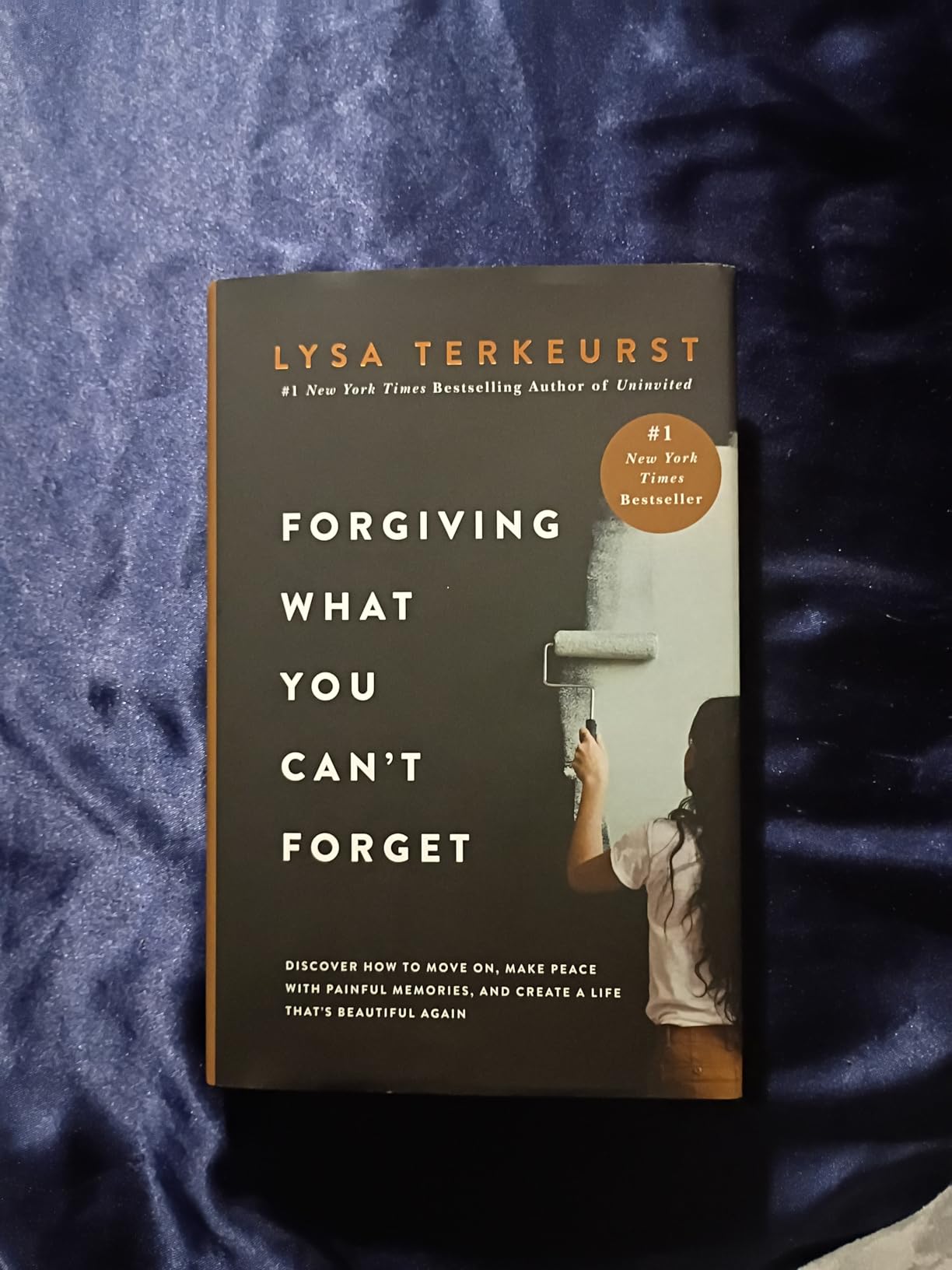 Forgiving What You Can't Forget: Discover How to Move On, Make Peace with Painful Memories, and Create a Life That's Beautiful Again customer photo 1