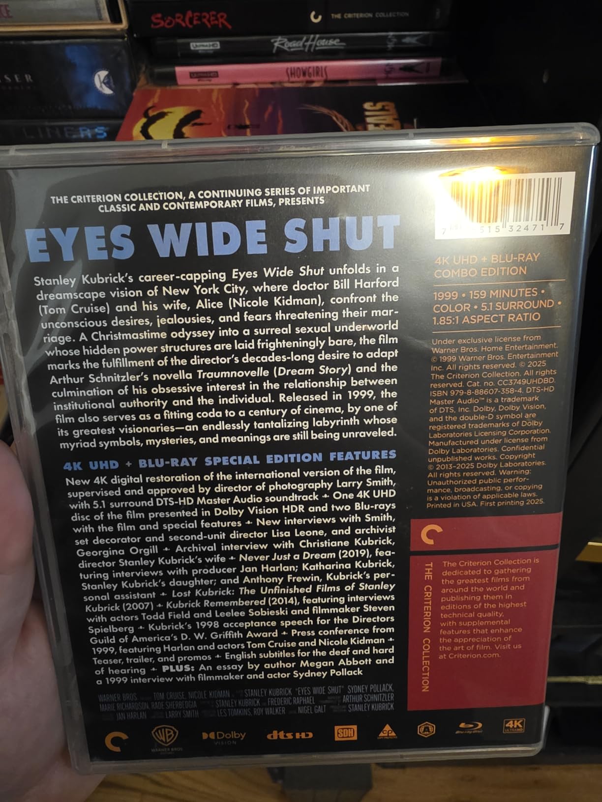 Eyes Wide Shut (The Criterion Collection) [Blu-ray] customer photo 2