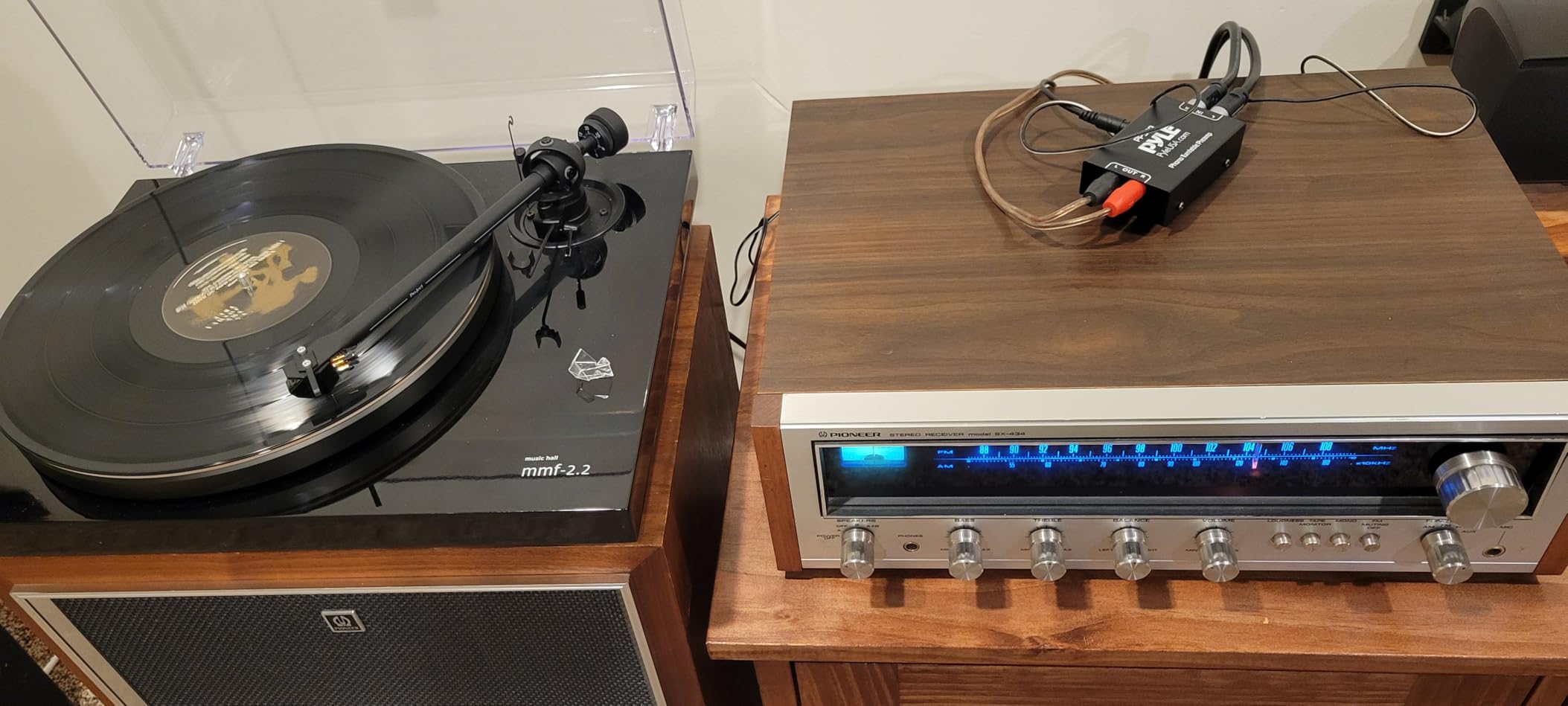 Pyle Phono Turntable Preamp - Mini Electronic Audio Stereo Phonograph Preamplifier with RCA Input, RCA Output & Low Noise Operation Powered by 12 Volt DC Adapter - PP999 customer photo 1