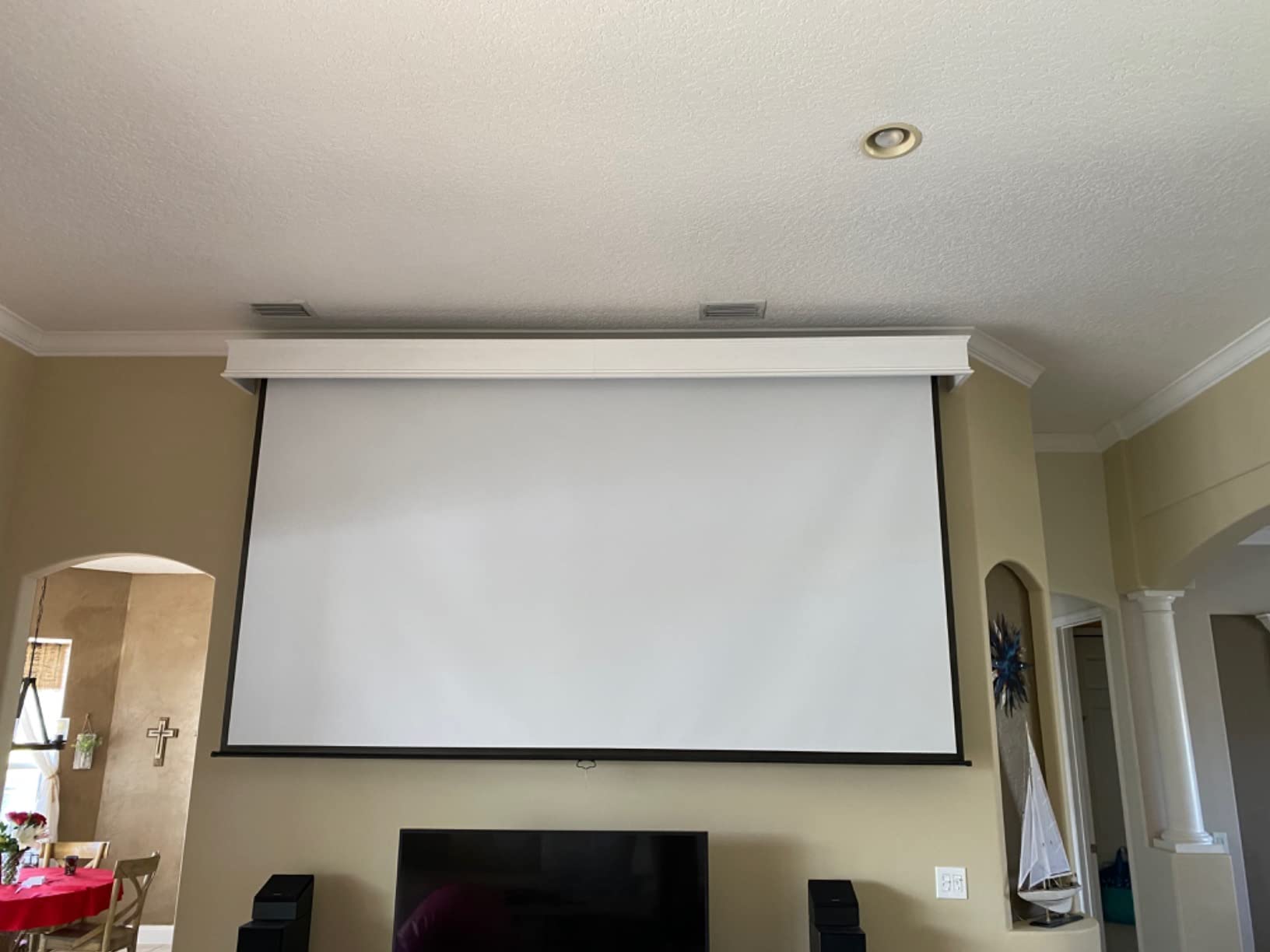 Elite Screens Manual Series, 100-INCH 16:9, Pull Down Manual Projector Screen with AUTO LOCK, Movie Home Theater 8K / 4K Ultra HD 3D Ready, 2-YEAR WARRANTY customer photo 2