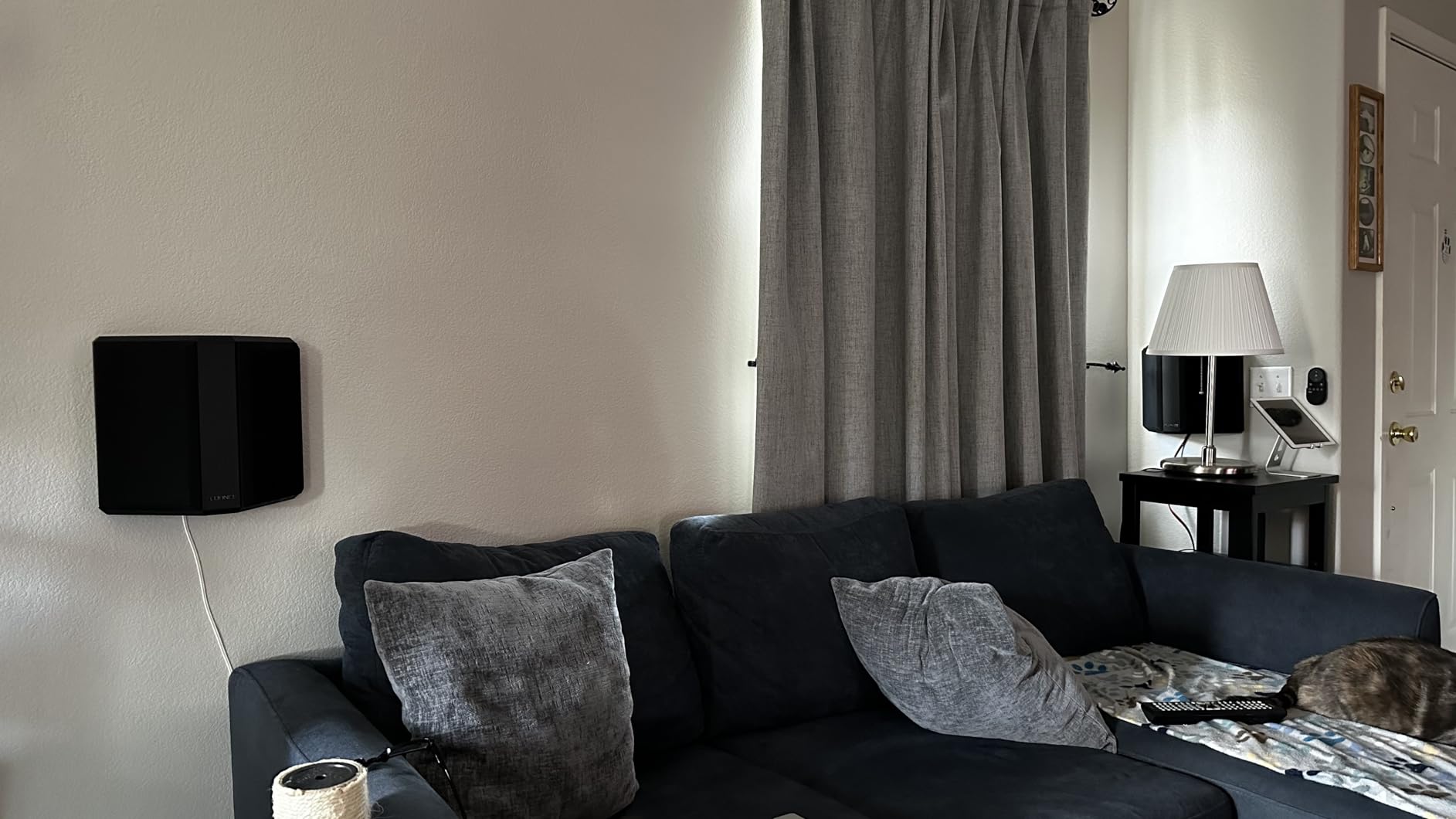 Fluance Elite High Definition 2-Way Bipolar Surround Speakers for Wide Dispersion Surround Sound in Home Theater Systems - Black Ash/Pair (SXBP2) customer photo 1