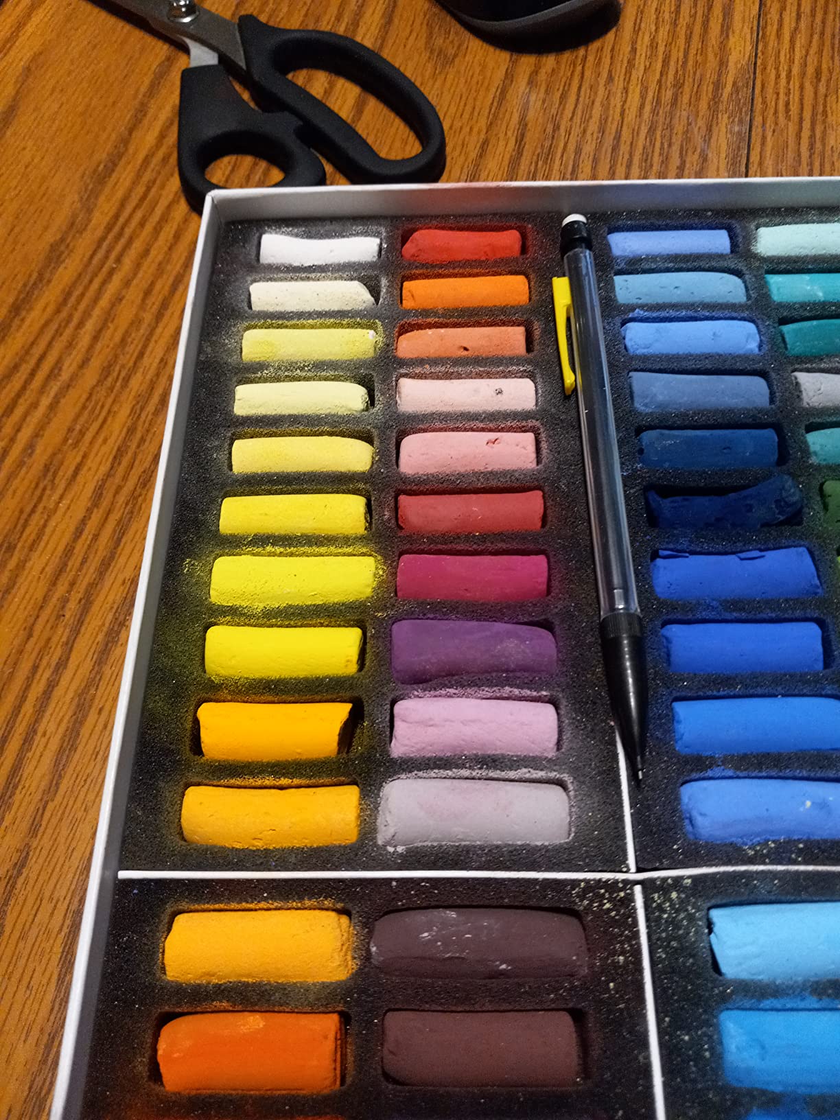 SENNELIER Extra-Soft French Half Pastel Professional Artist Box Set, 80-Colors customer photo 2