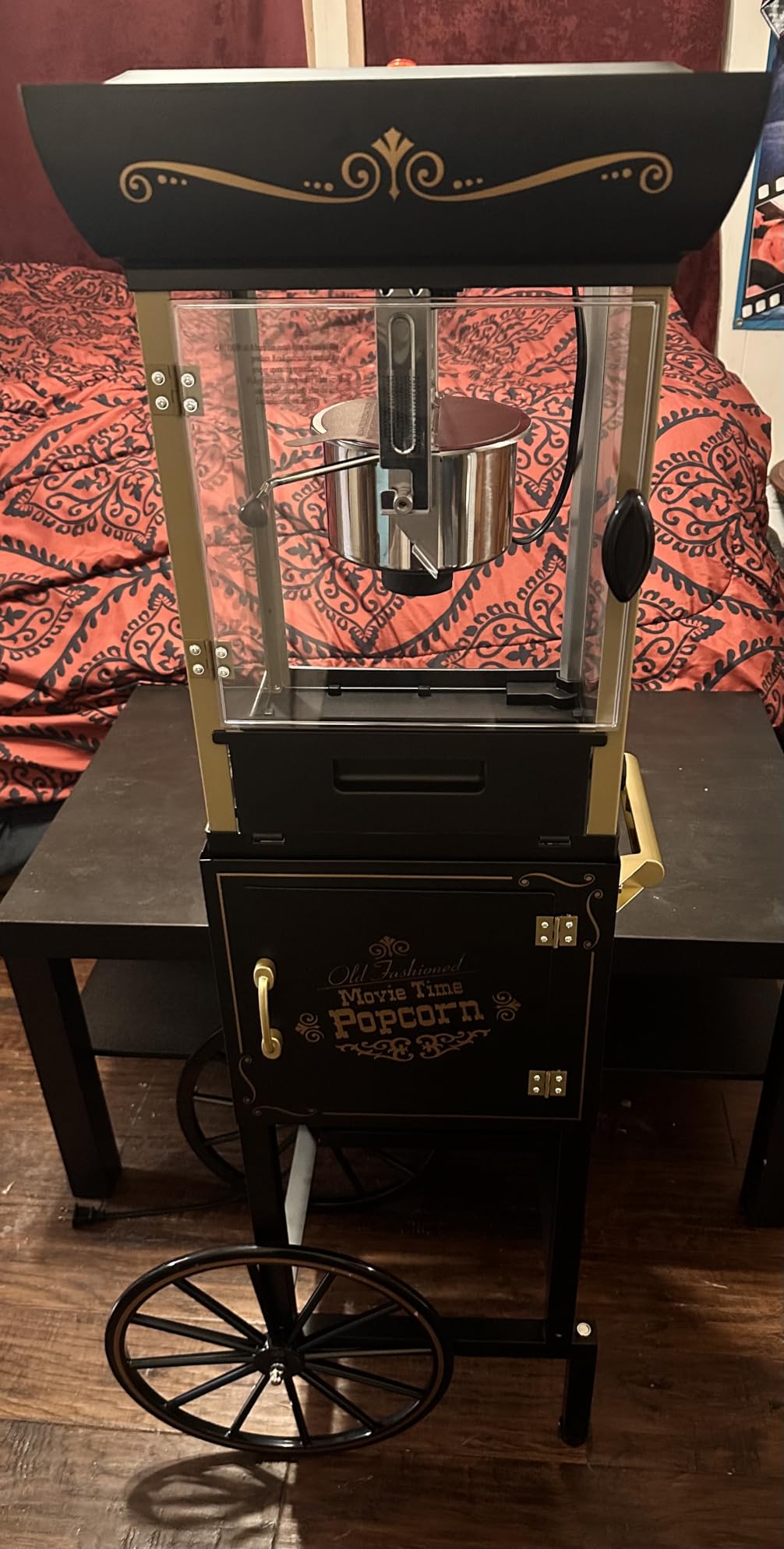 Nostalgia Popcorn Maker Machine - Professional Cart With 8 Oz Kettle Makes Up to 32 Cups - Vintage Popcorn Machine Movie Theater Style - Red customer photo 1