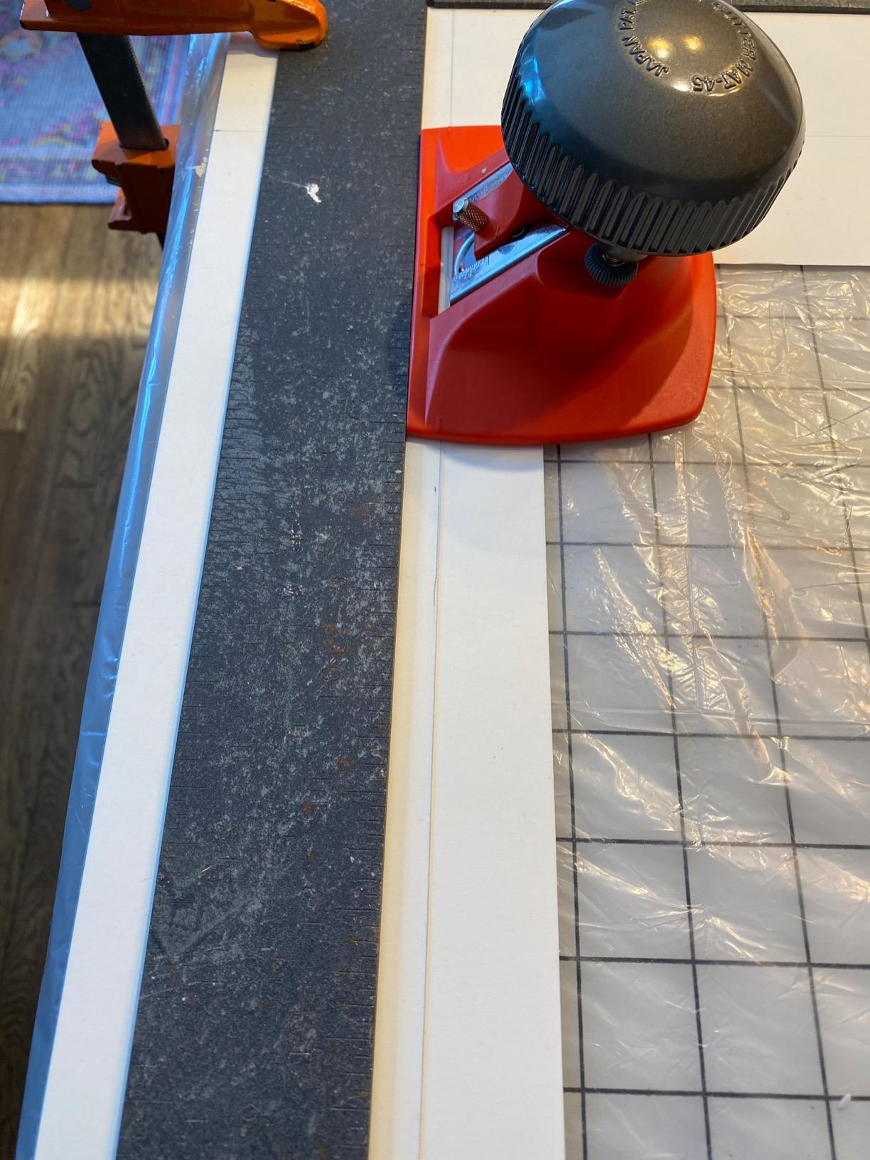 NT Professional Mat Cutter, 45 Degree Bevel Mat Board Cutter, 1 Cutter (MAT-45P), Aluminum Die-Cast Grip, Red/Grey customer photo 1