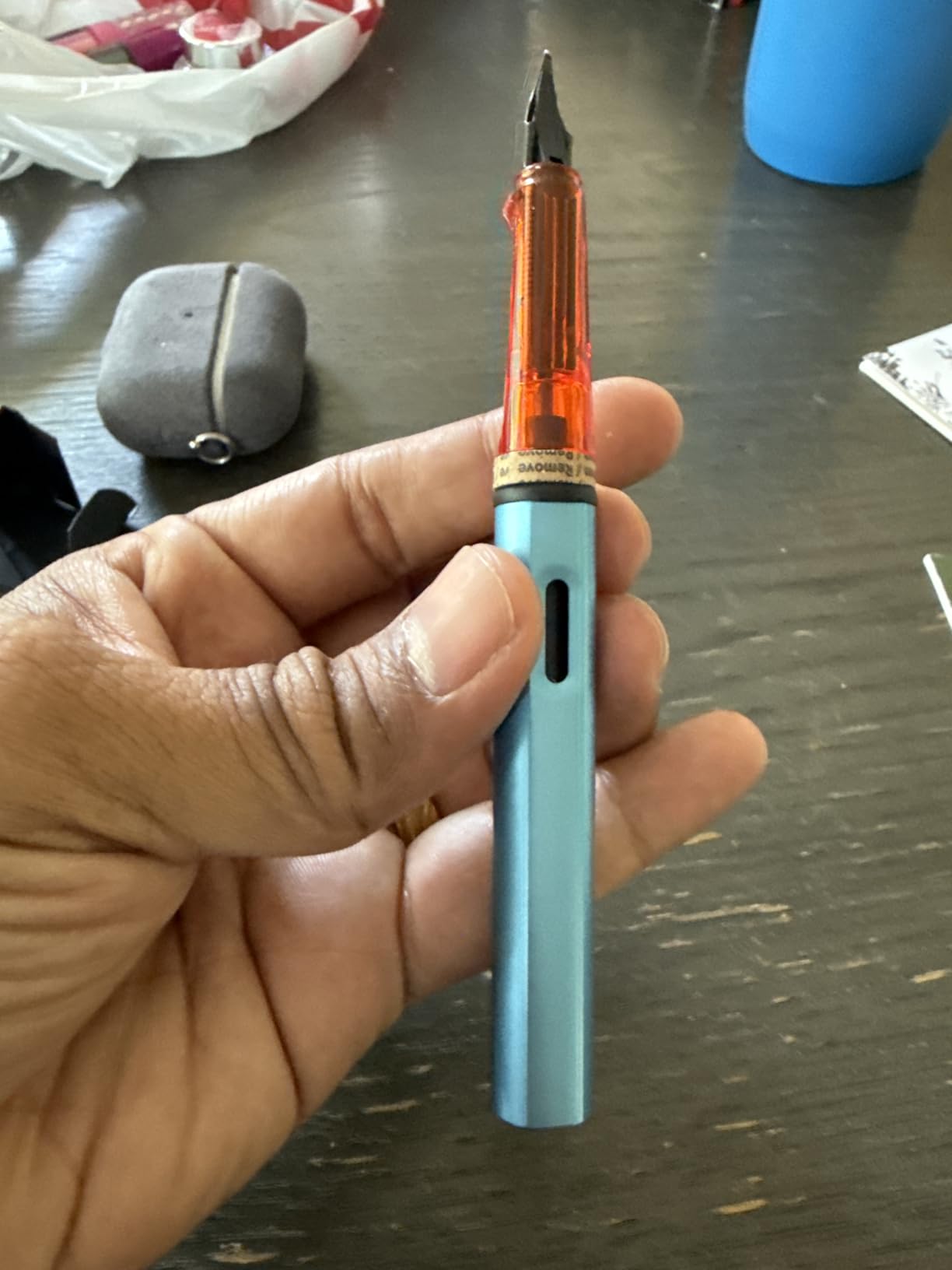 LAMY AL-star black - Fountain Pen with ergonomic grip & black steel nib in size M - lightweight aluminum body - including LAMY T 10 blue cartridge - Right-Handed customer photo 2