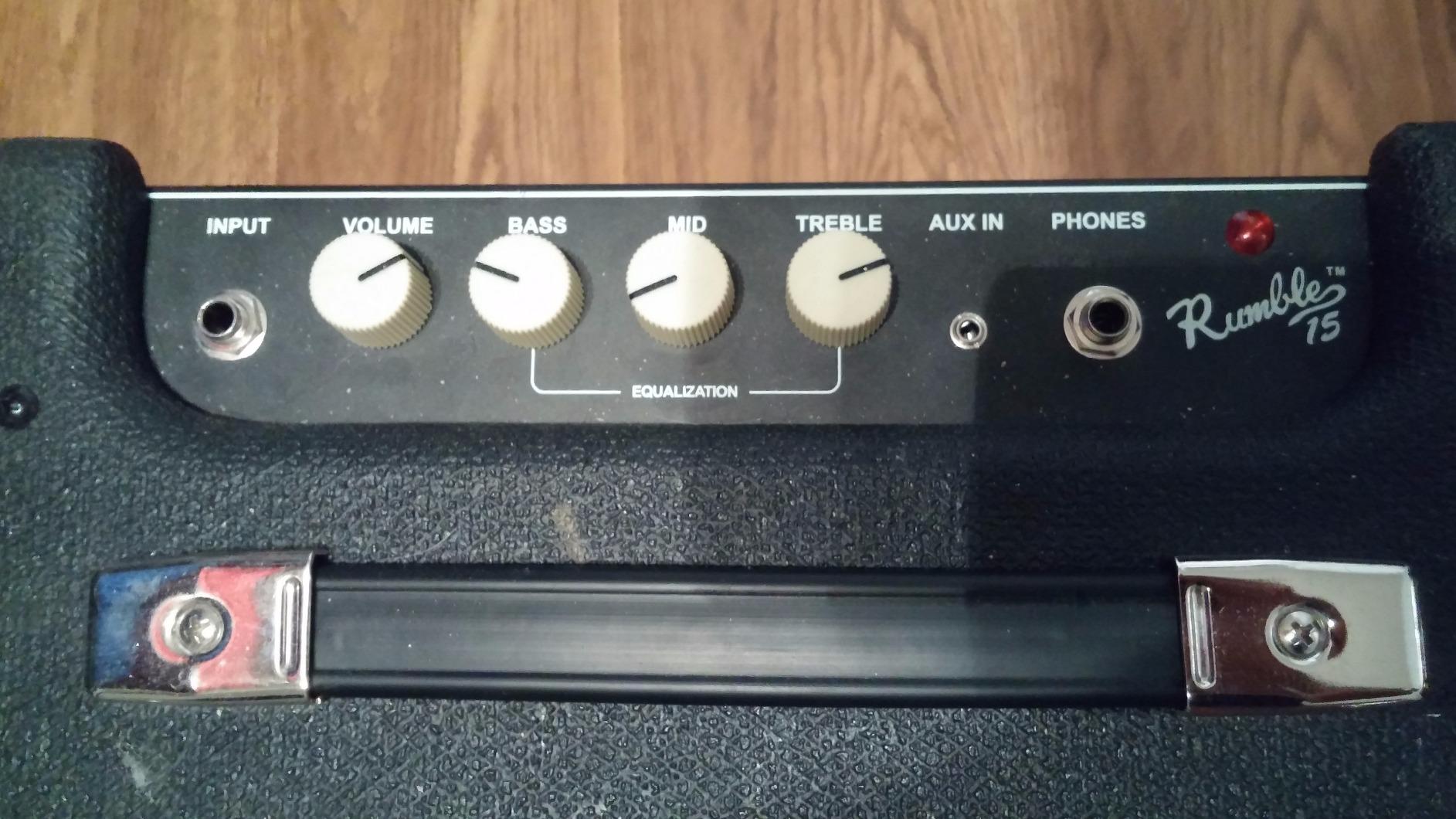 Fender Rumble 15 V3 Bass Amp for Bass Guitar, 15 Watts customer photo 5