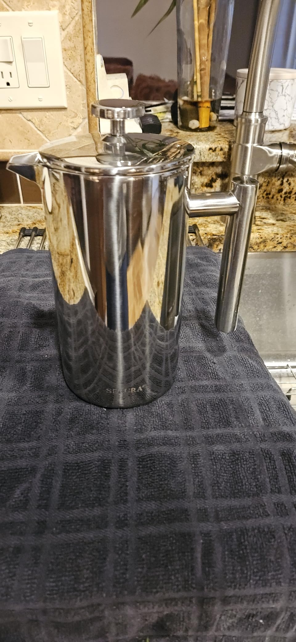 Secura French Press Coffee Maker, 304 Grade Stainless Steel Insulated Coffee Press with 2 Extra Screens, 34oz (1 Litre), Silver customer photo 2