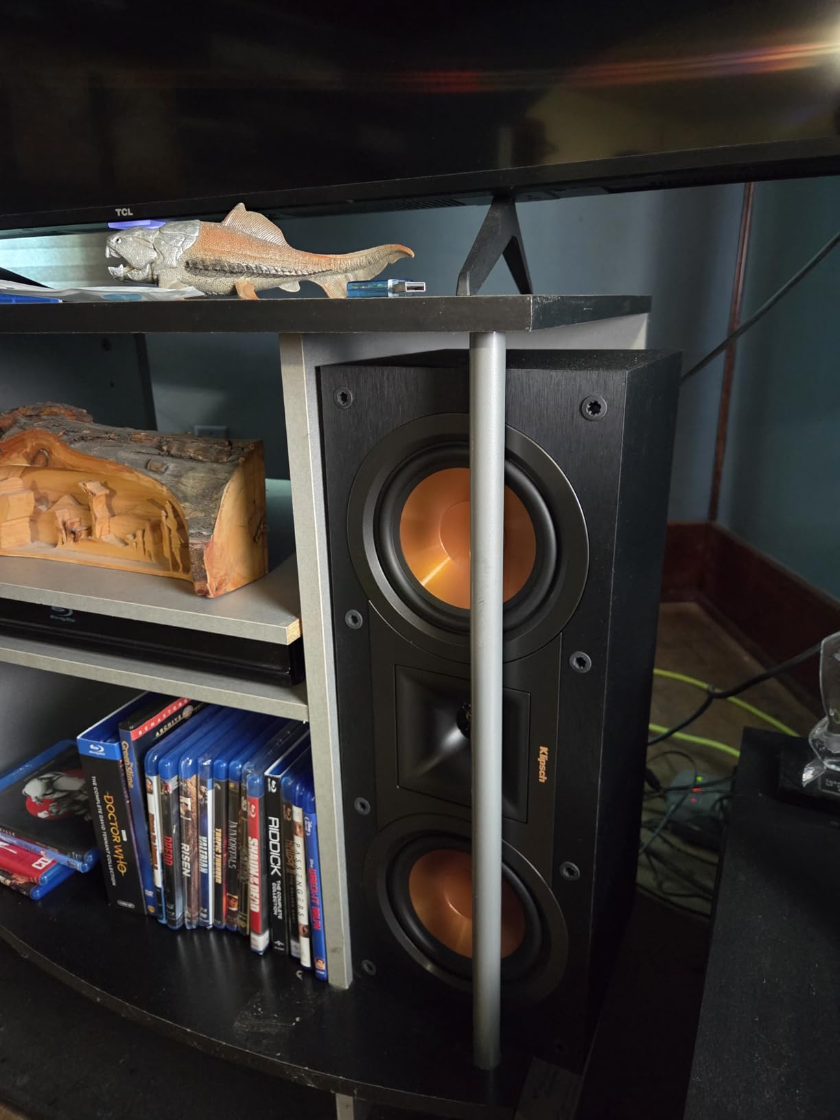 Klipsch Reference R-25C Two-Way Center Channel Speaker, 400W Peak Power customer photo 1
