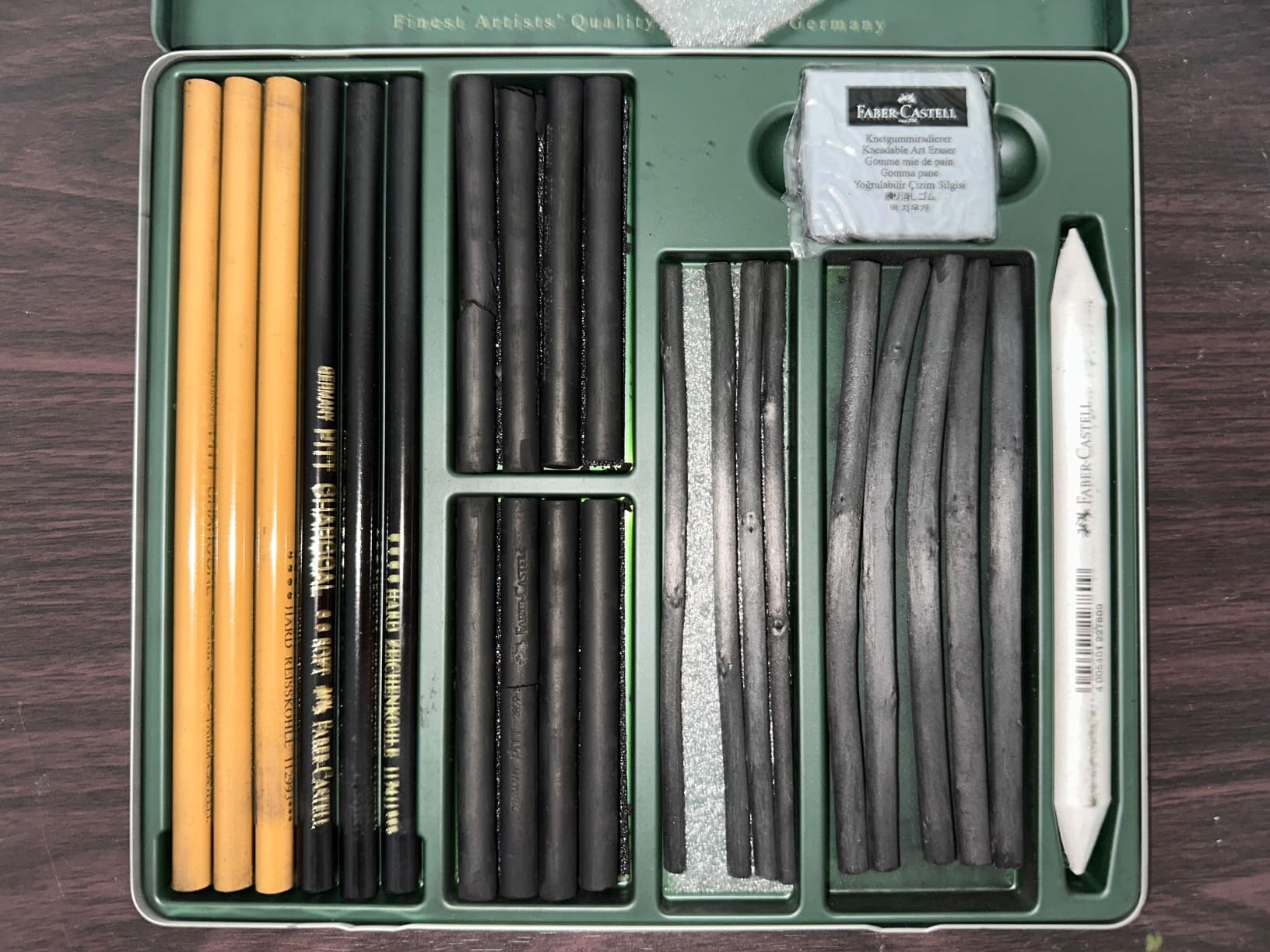Faber-Castel 24 Piece Pitt Charcoal Set customer photo 2