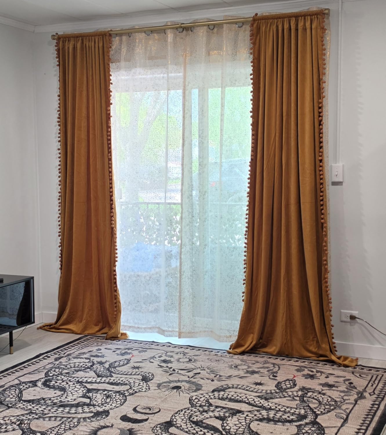 NICETOWN Black Velvet Blackout Curtains 96 inch Long for Living Room and Bedroom, Thermal Luxury Solid Heavy Rod Pocket Drapes/Window Treatments for Hall, Theater (2 Pieces, 52 W) customer photo 1