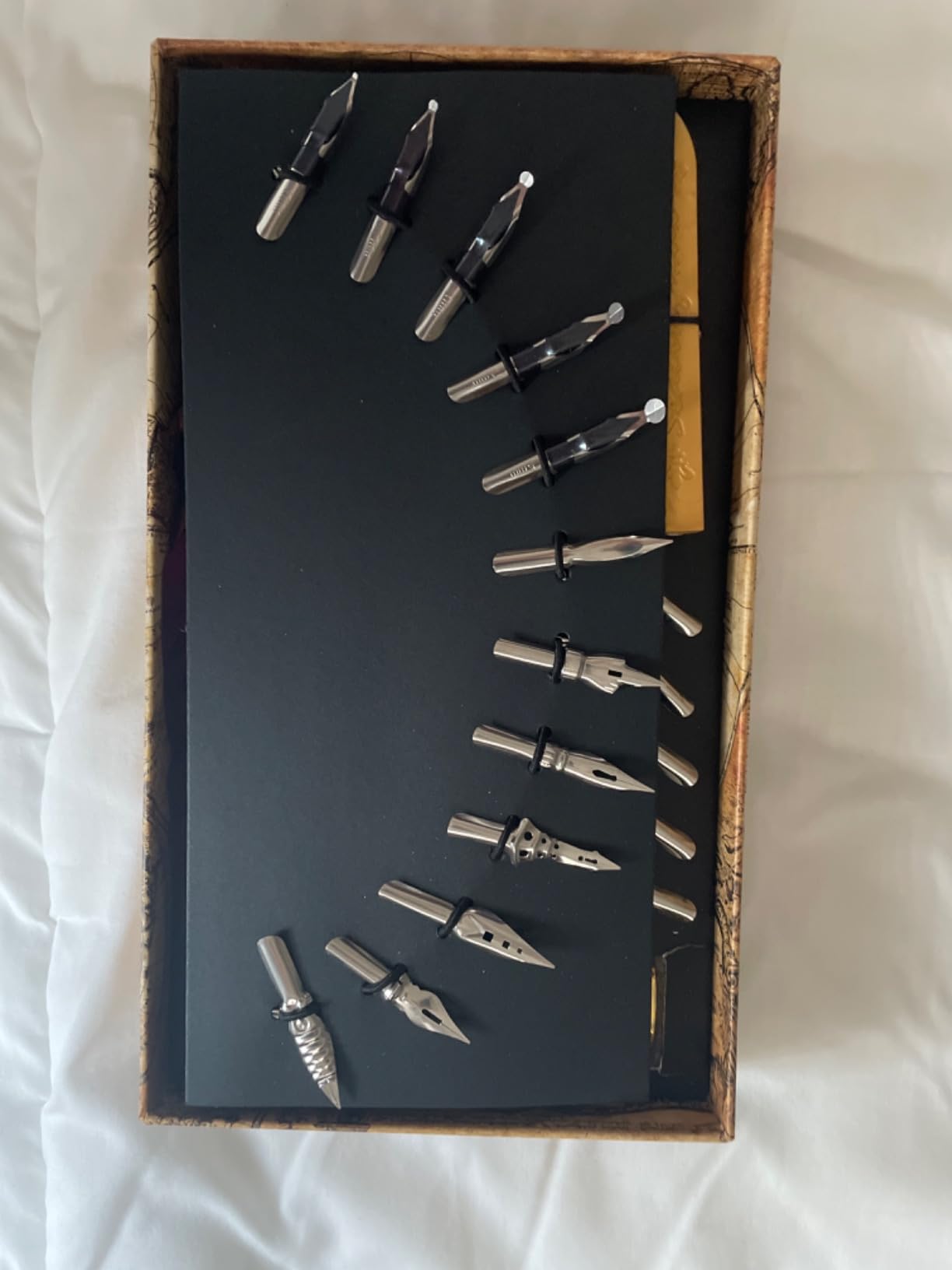 Hethrone Feather Pen and Ink Set - Quill Pens Calligraphy Pen Set Fountain Dip Pen customer photo 2