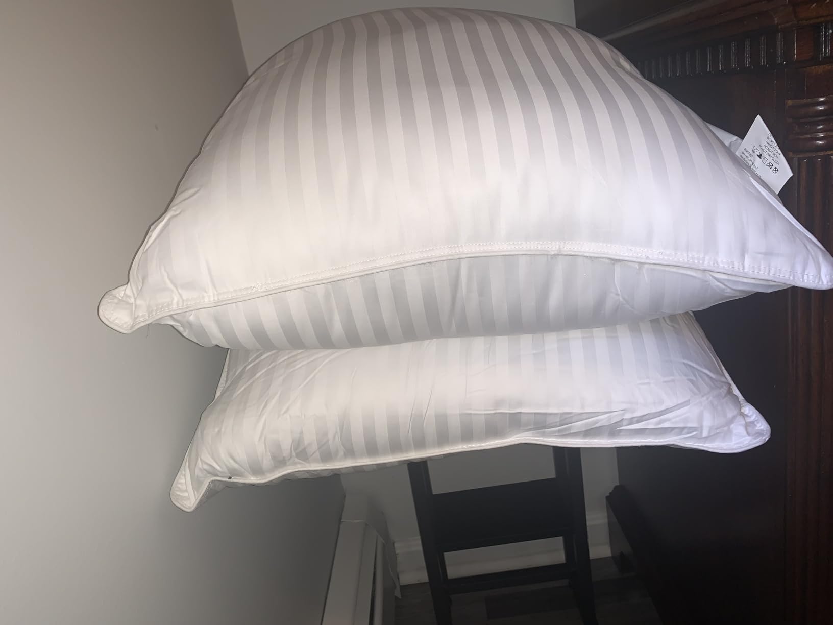 Beckham Hotel Collection Bed Pillows Standard/Queen Size Set of 2 - Original Soft Down Alternative Pillow for Sleeping - Soft Support for Back, Stomach or Side Sleepers customer photo 2