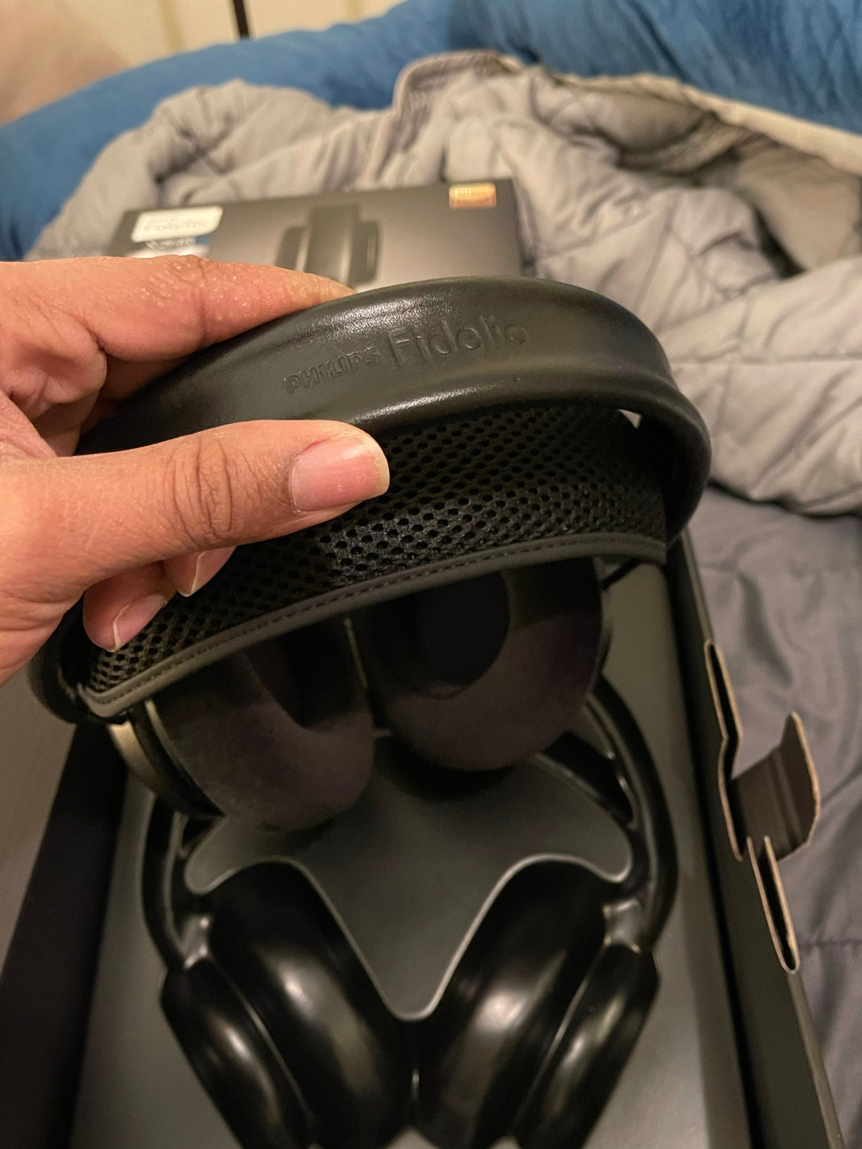 Philips Fidelio X2HR Over The Ear Open Back Wired Headphone 50mm Drivers- Black Professional Studio Monitor Headphones with Detachable Cable customer photo 2