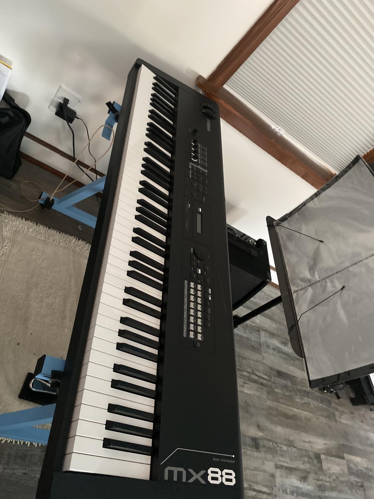 Yamaha MX88 88-Key Weighted Action Synthesizer customer photo 2