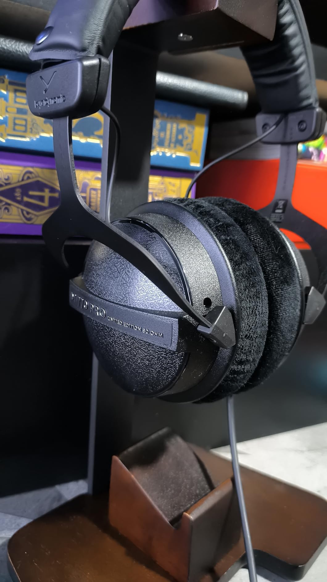 beyerdynamic DT 770 PRO, 80 Ohm, Closed Back, Over Ear, Wired Professional Studio Headphones customer photo 2