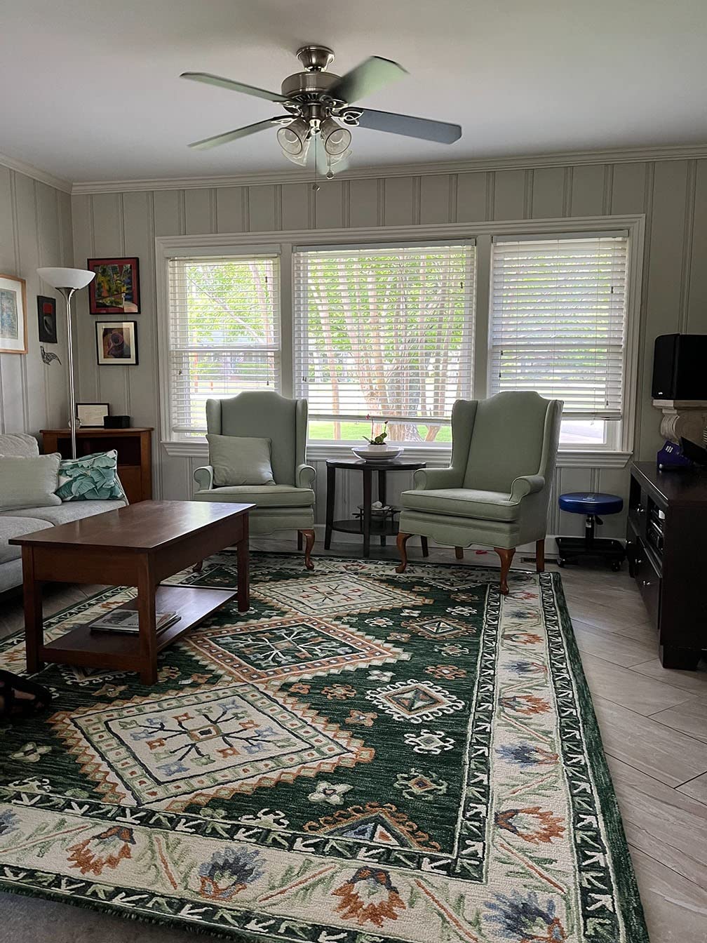 SAFAVIEH Aspen Collection Area Rug - 5' x 8', Ivory & Multi, Handmade Moroccan Boho Tribal Wool (APN706A) customer photo 1