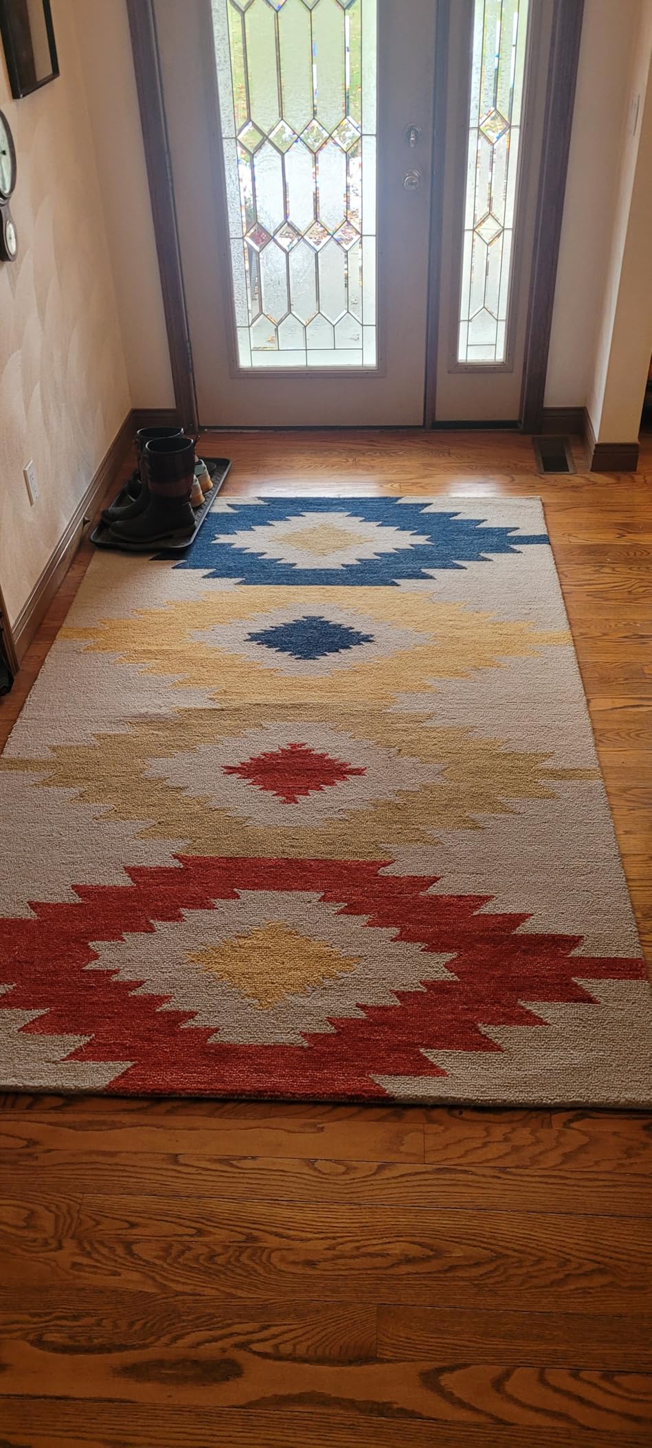 SAFAVIEH Aspen Collection Accent Rug - 3' x 5', Ivory & Multi, Handmade Moroccan Boho Tribal Wool (APN704A) customer photo 1