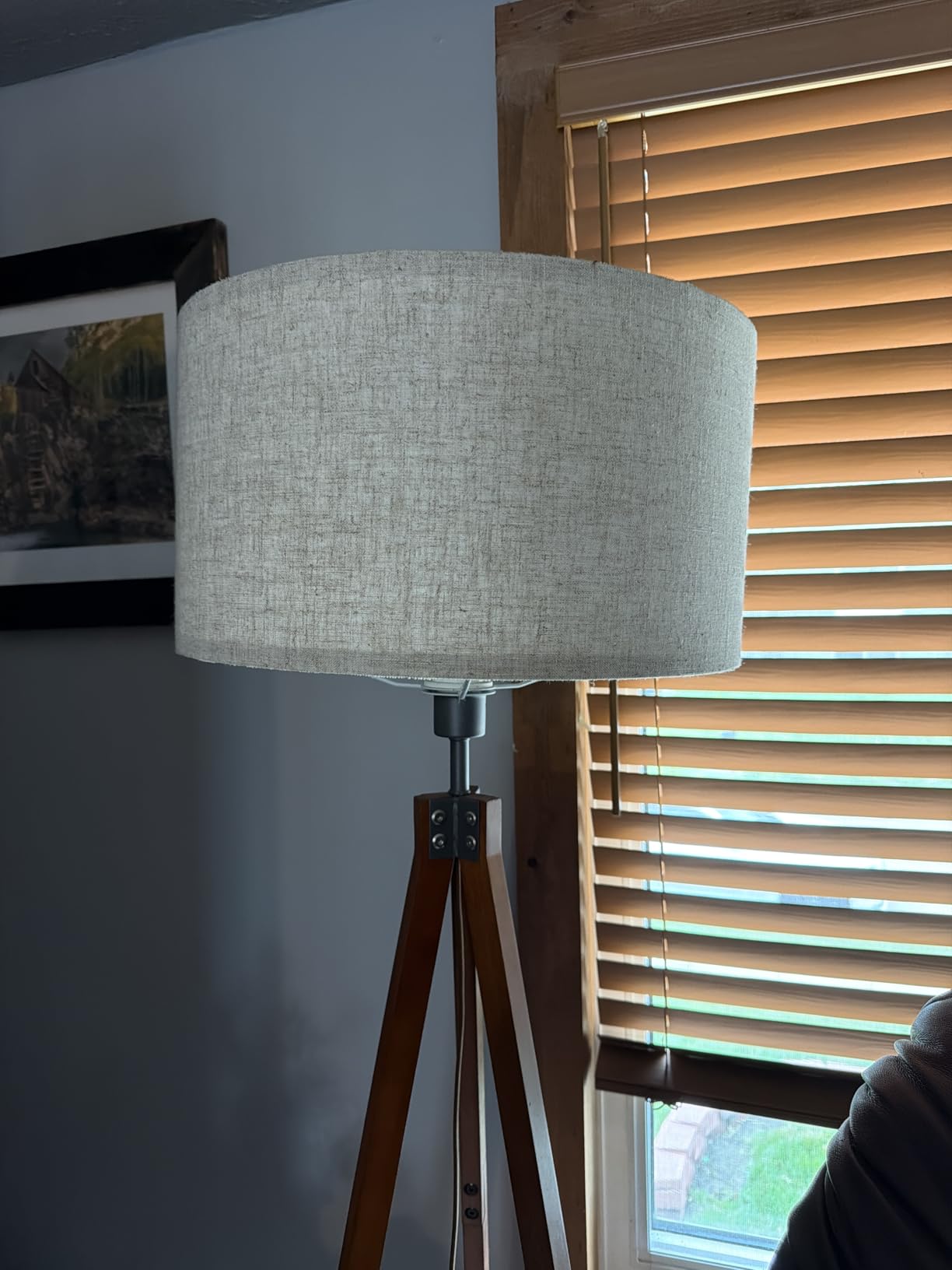 LEPOWER Wood Tripod Floor Lamp, Mid Century Standing Lamp, Modern Design Studying Light for Living Room, Bedroom, Study Room and Office, Flaxen Linen Shade with E26 Base Brown customer photo 2
