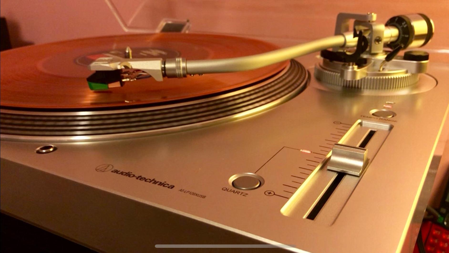 Reloop RP-4000 MK2 Professional High Torque Turntable System customer photo 2