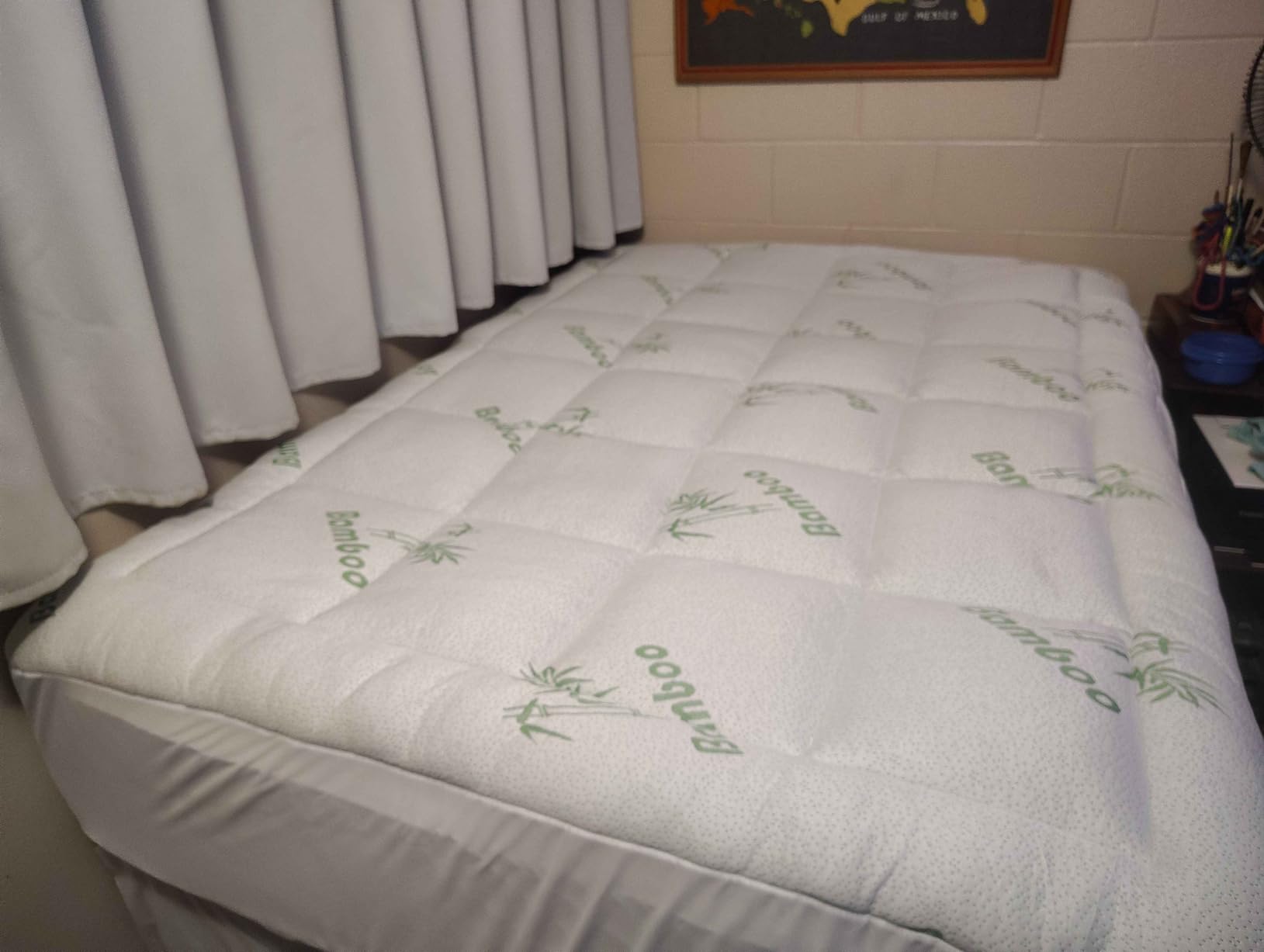 Niagara Sleep Solution Ultra Soft Queen Size Mattress Topper - Rayon Derived from Bamboo Pillow Top Mattress Pad for Back Pain Relief - Naturally Cooling for Hot Sleepers, Green customer photo 2