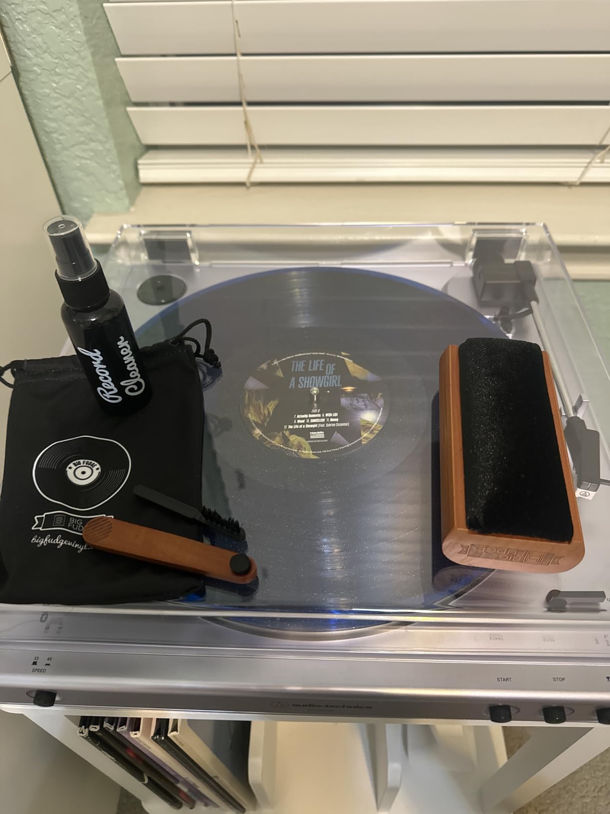 Big Fudge Vinyl Record Cleaning Kit - 4-in-1 Vinyl Record Cleaner Kit for Records Includes Ultra-Soft Velvet Brush Cleaning Liquid Stylus Brush and Storage Pouch customer photo 1