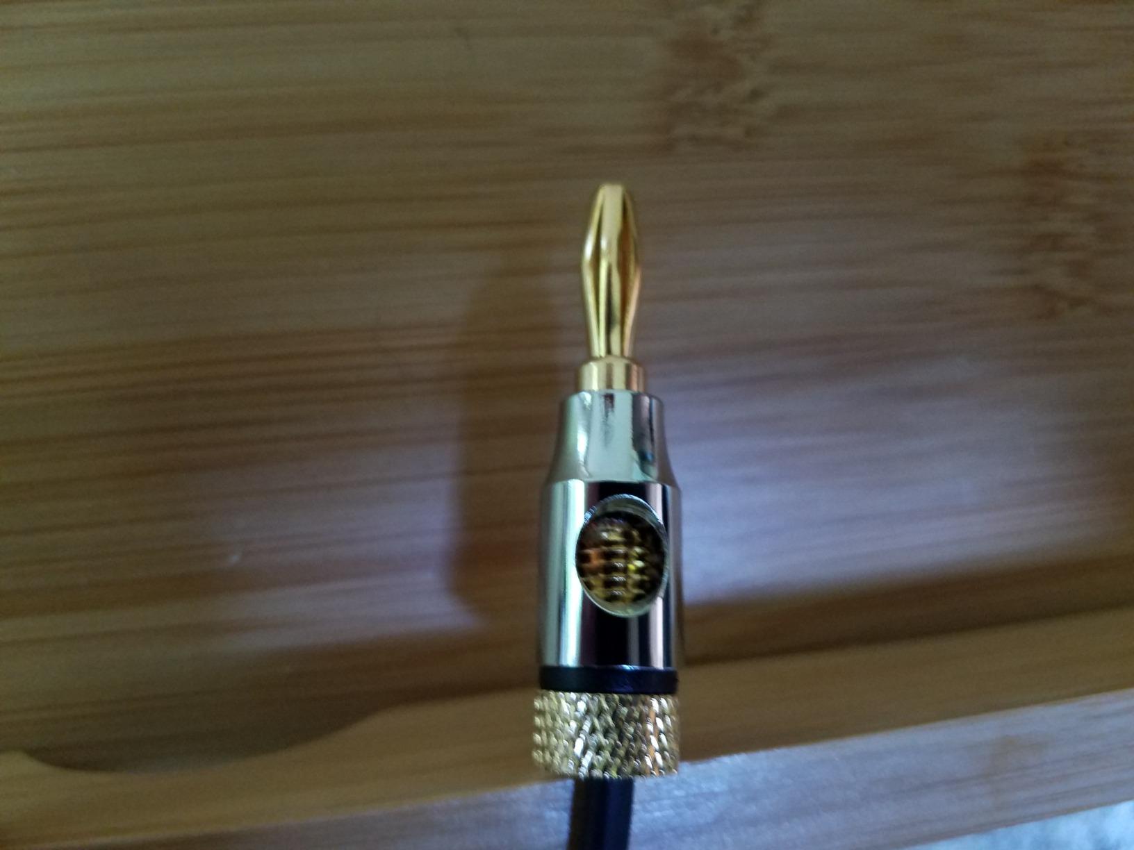 Amazon Basics Banana Plug 16AWG Speaker Cable Wire, CL2 Rated customer photo 1