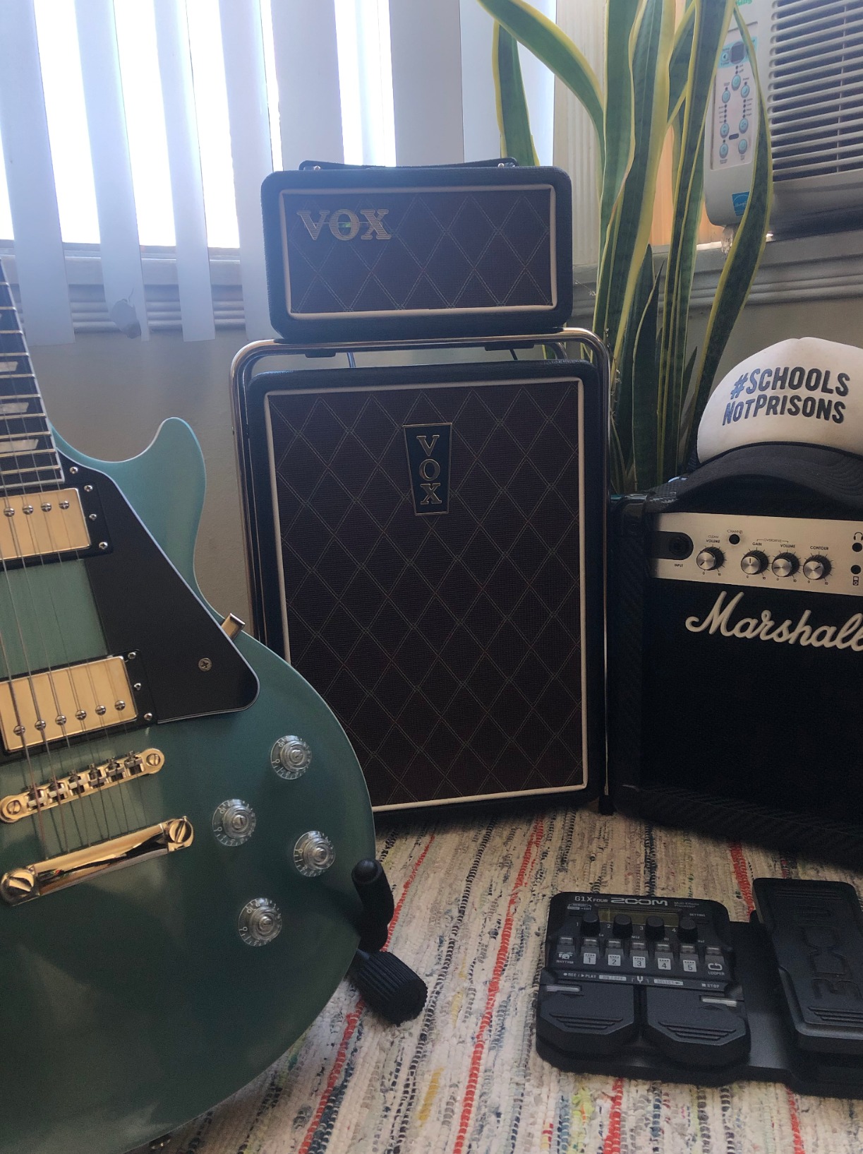 Vox MSB25 Mini Superbeetle 1x10 inch 25-Watt Guitar Amplifier with Digital Reverb and NuTube Tremolo customer photo 2