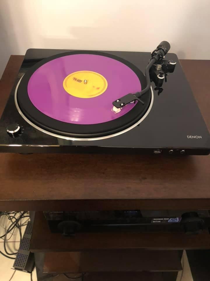 Denon DP-450USB Semi-Automatic Analog Vinyl Record Player Turntable with USB Output for Recording, Speed Auto Sensor, Curved Tonearm customer photo 1