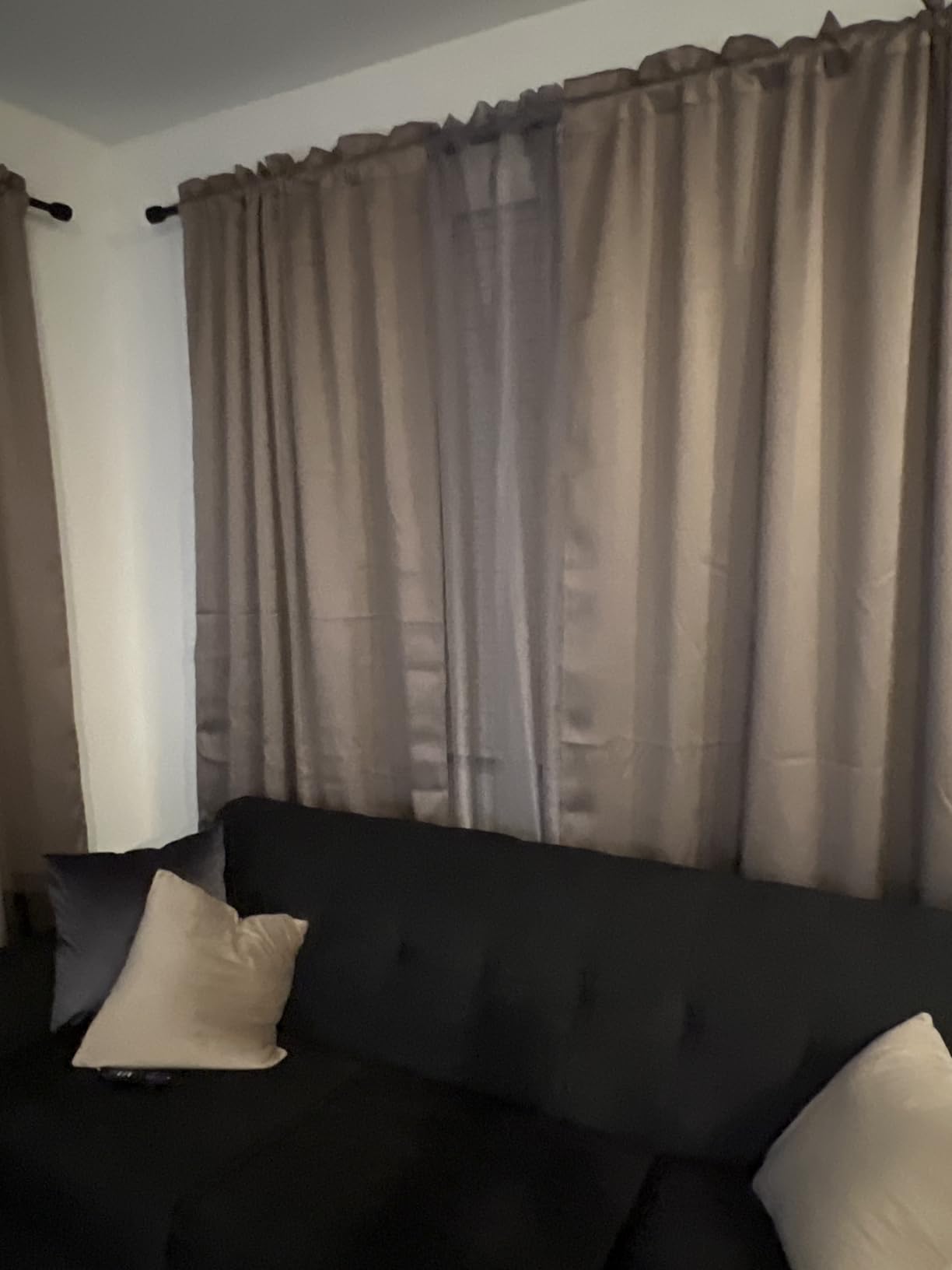 Sun Zero Oslo Theater Grade Extreme Total Blackout Rod Pocket Curtain Panel, 52 x 84, Black customer photo 2