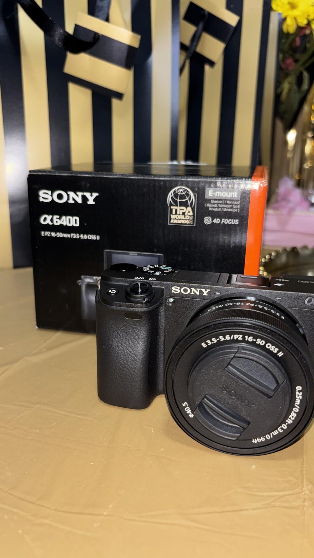 Sony Alpha a6400 Mirrorless Camera with 16-50mm Lens - 4K Video, Real-Time Eye AF customer photo 1
