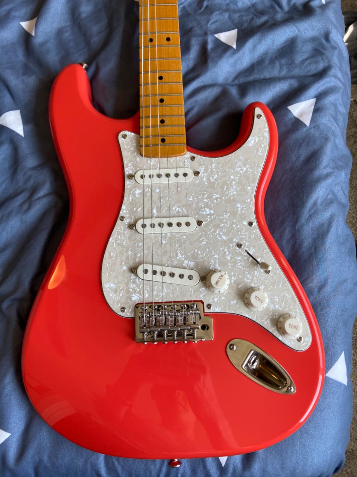 Squier Classic Vibe 70s Stratocaster Electric Guitar, with 2-Year Warranty, Walnut, Laurel Fingerboard customer photo 2