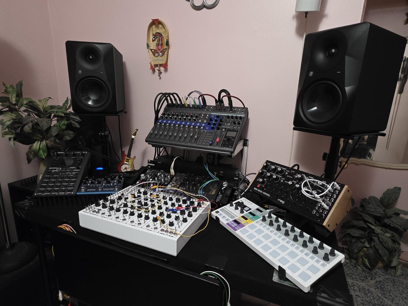 Arturia KeyLab 88 MkII 88 Key Weighted USB MIDI Keyboard Controller with Aftertouch customer photo 1