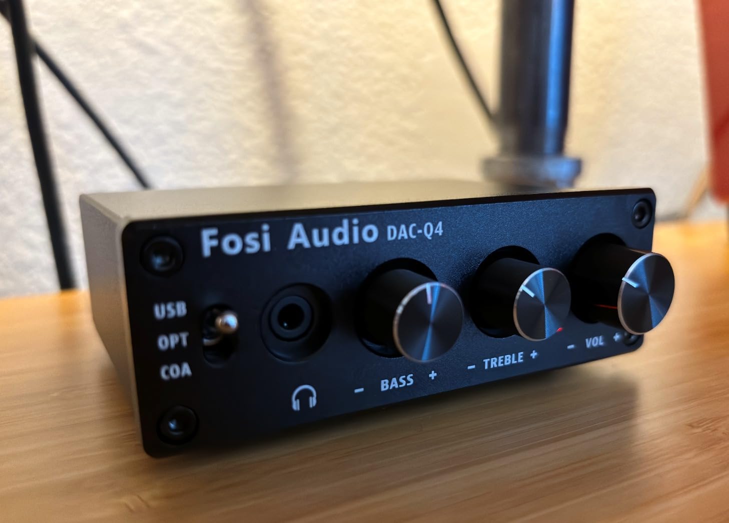 Fosi Audio Q4 DAC Headphone Amp for PC, Desktop Digital to Analog Audio Converter for Home Stereo Amplifier and Powered Speakers customer photo 2