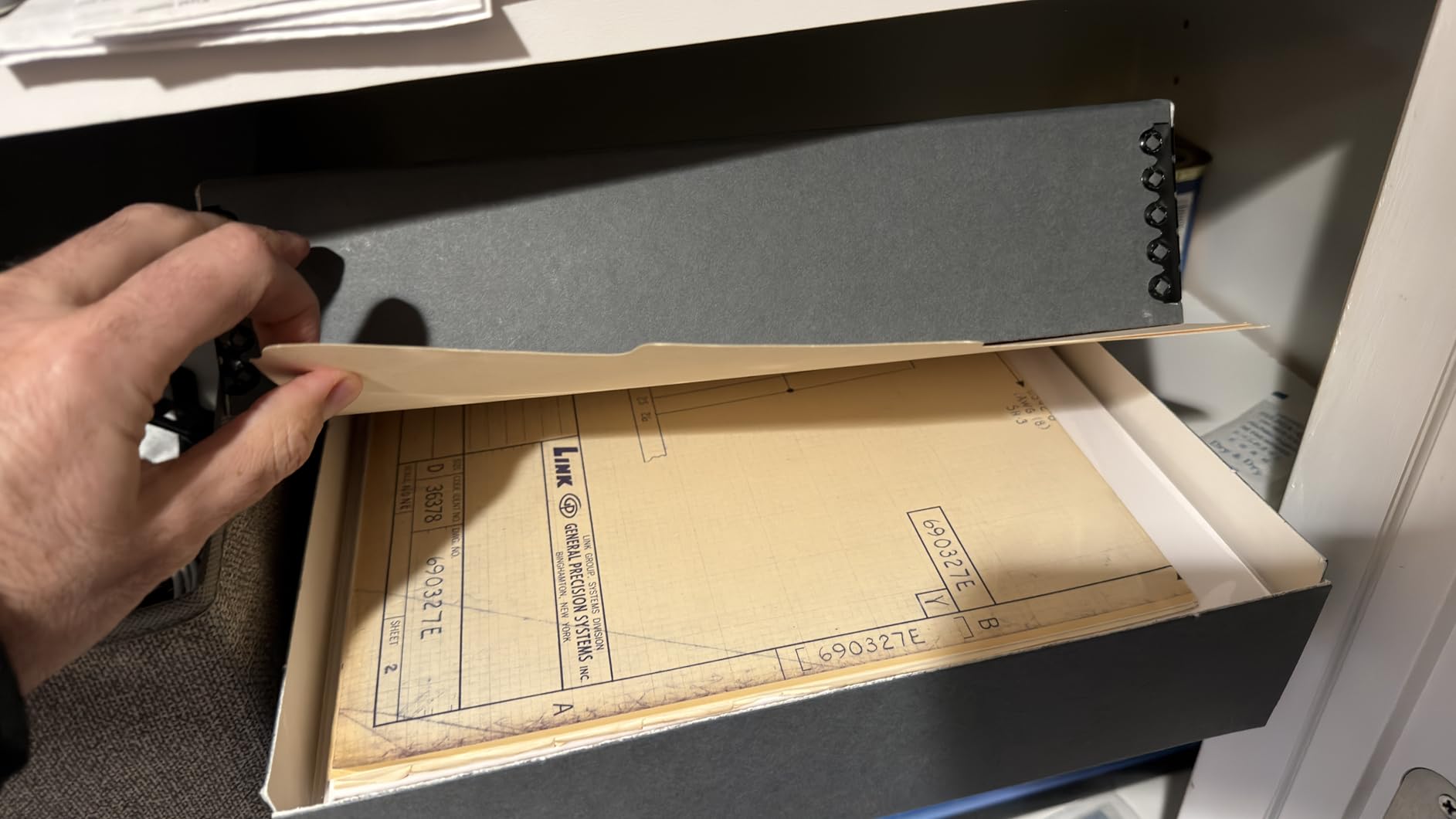 Lineco Museum Archival Storage Box, Drop Front Design, Acid-Free with Metal Edge customer photo 2