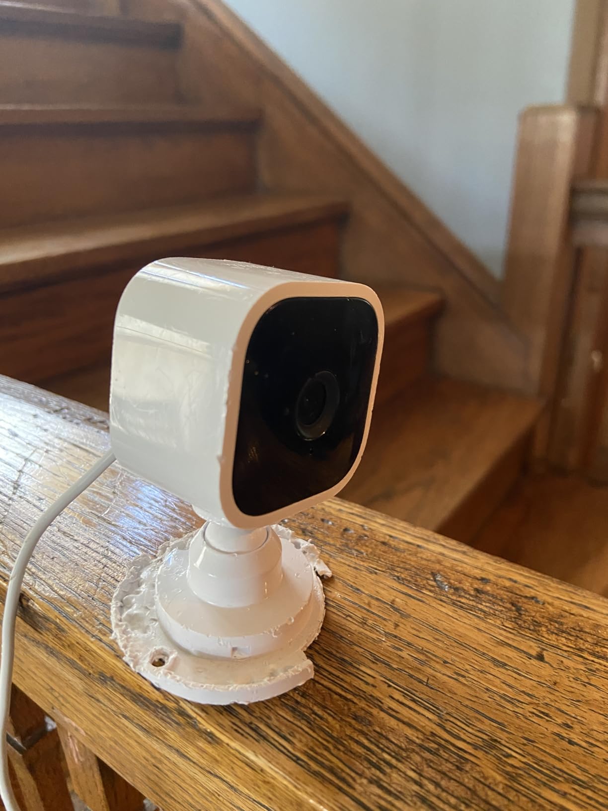 Blink Mini - Compact indoor plug-in smart security camera, 1080p HD video, night vision, motion detection, two-way audio, easy set up, Works with Alexa customer photo 2