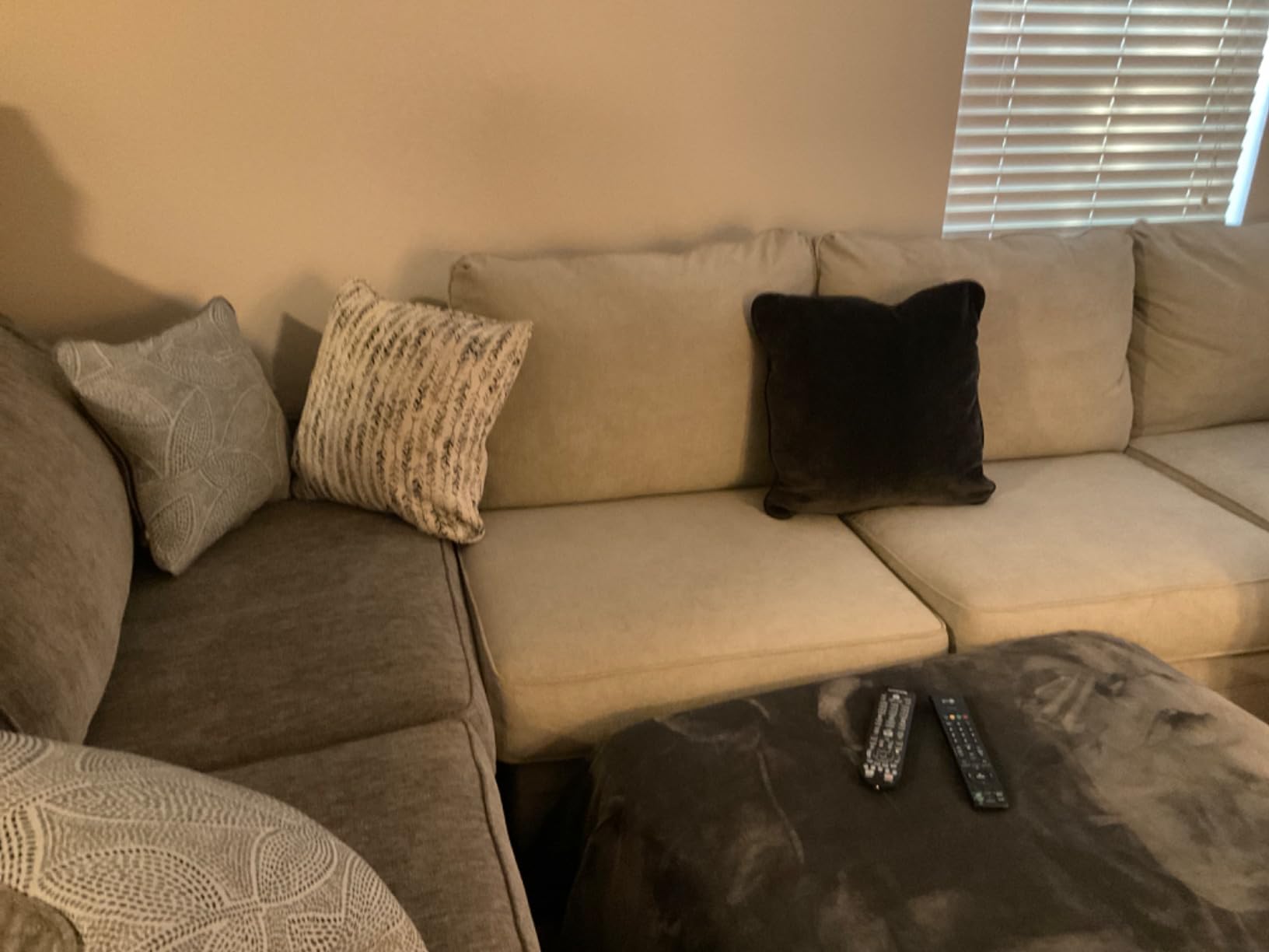 Signature Design by Ashley Altari Modern Queen Sofa Sleeper with 2 Accent Pillows, Light Gray customer photo 2