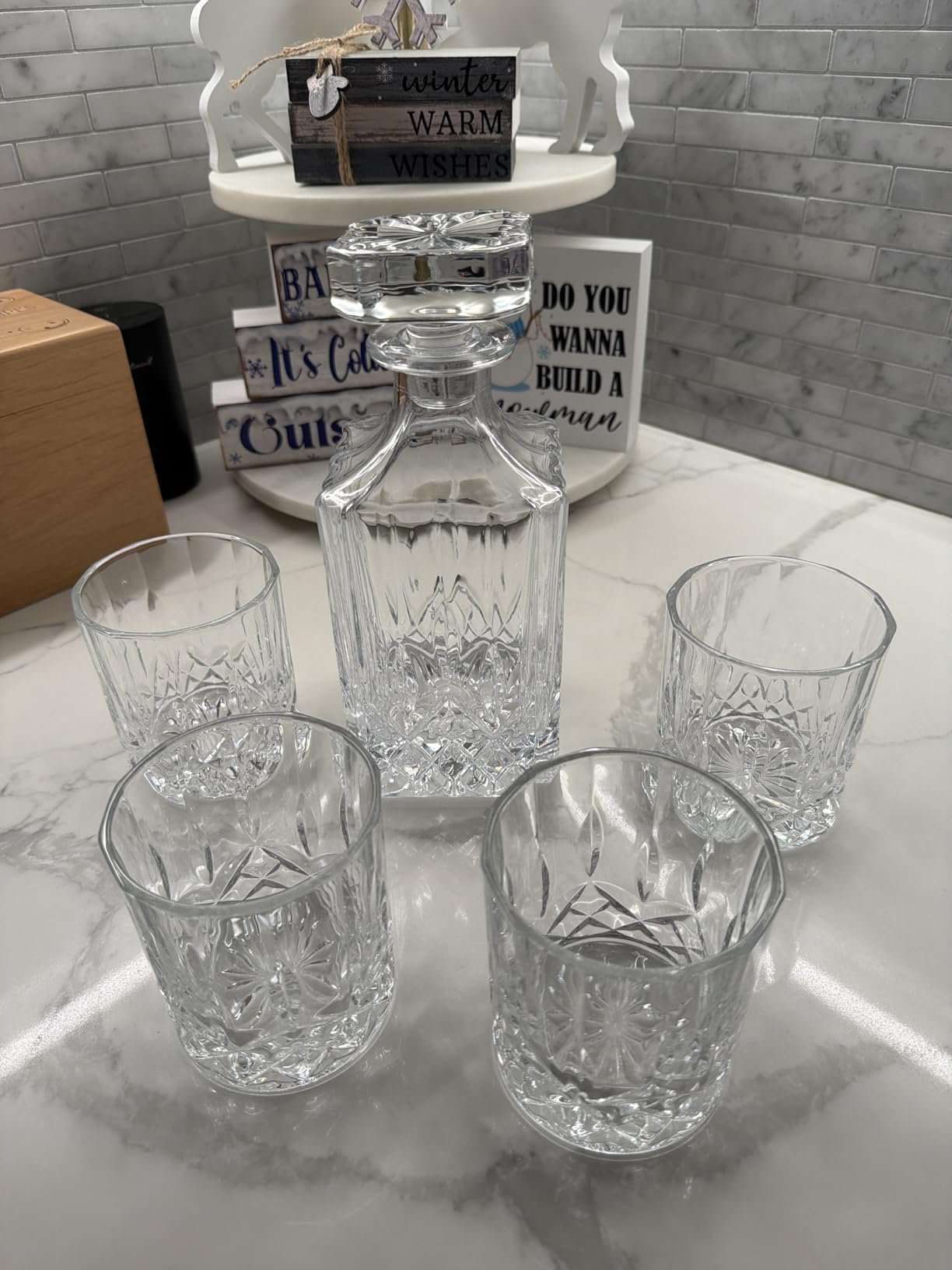 LIGHTEN LIFE Whiskey Decanter Set for Men - Whiskey Decanter with 4 Whiskey Glasses in Gift Box, Non-Lead Glass for Bourbon and Liquor customer photo 1