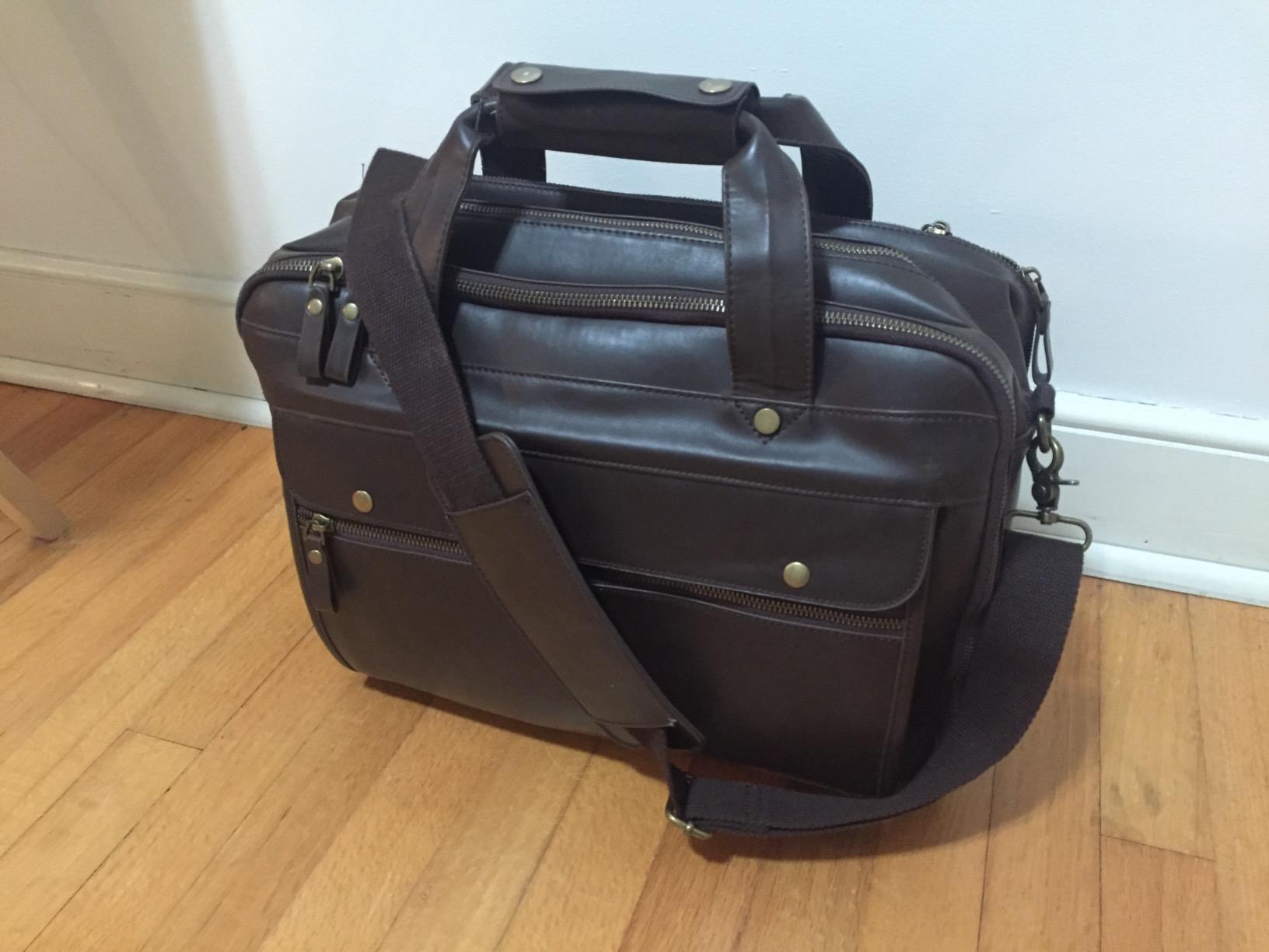 Bosidu Leather Briefcases for Men 15.6 Inch Laptop Messenger Bag with Triple Compartments Water-Resistant Computer Shoulder Bag for Business, Travel, Work, Office, Black customer photo 1