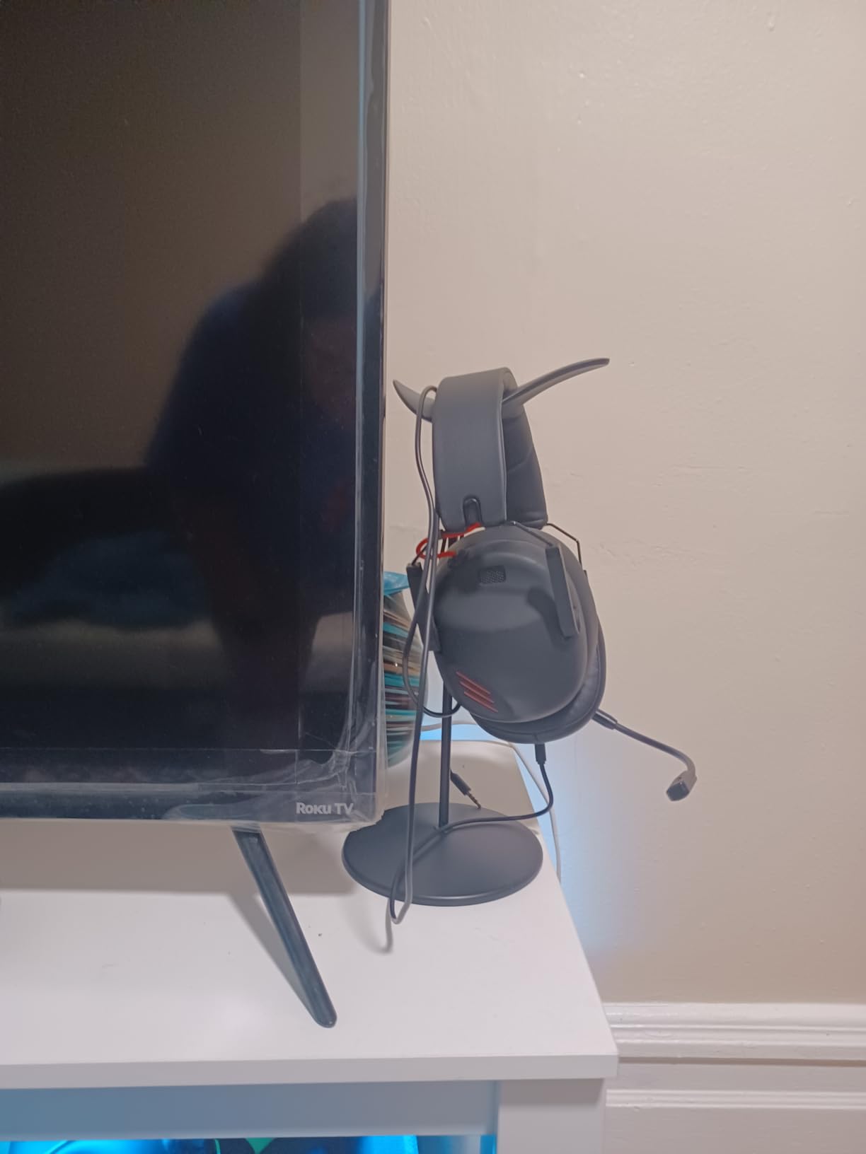 Lamicall Headphone Stand, Desktop Headset Holder - Desk Earphone Stand for All Headsets customer photo 1