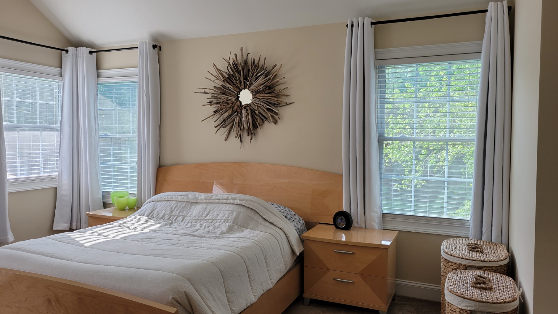 NICETOWN Sound Barrier 100% Blackout Divider Curtains 84