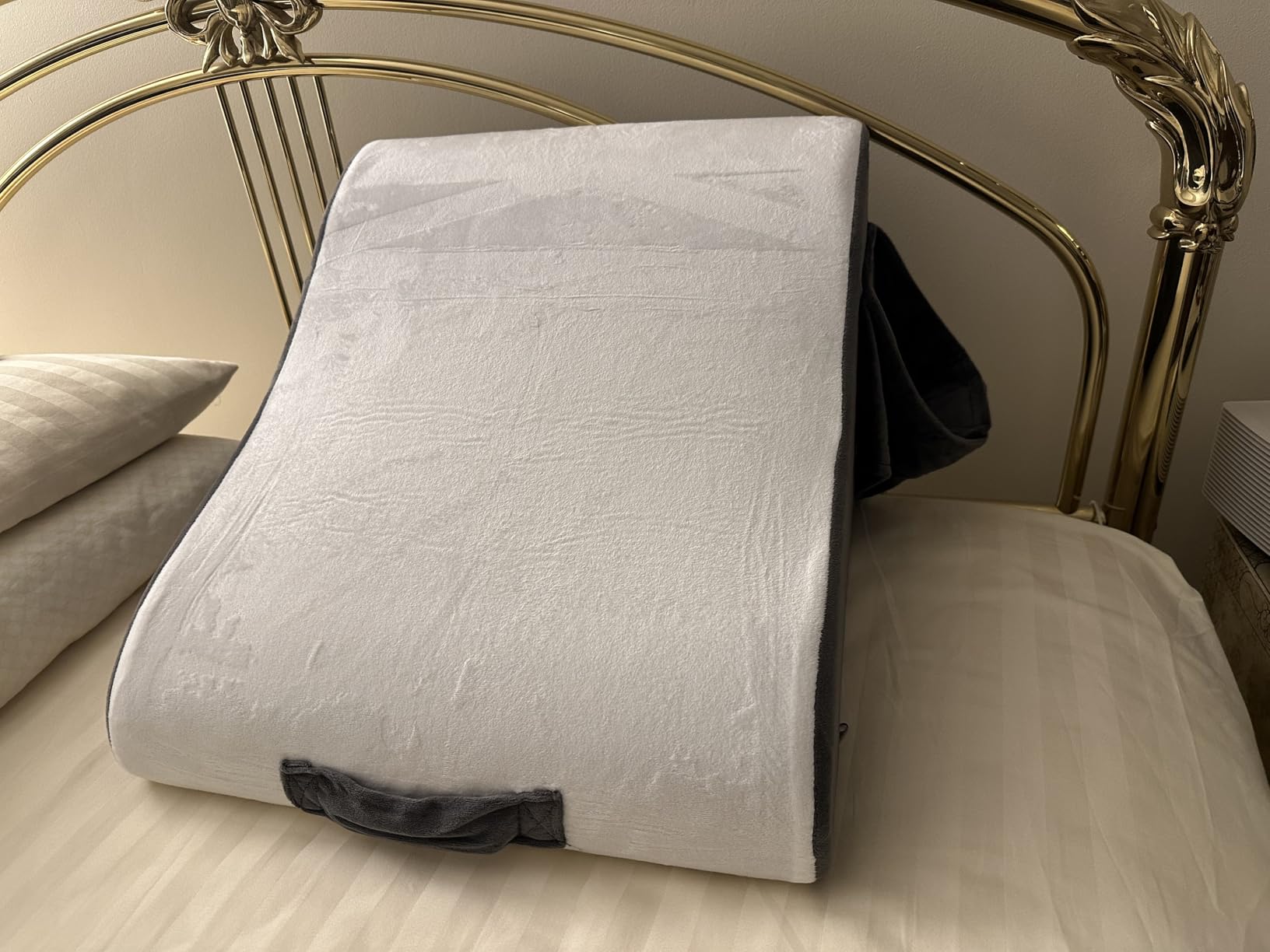 Kolbs Bed Wedge Pillow for Sleep Apnea, FSA Eligible Acid Reflux, and Back Pain Relief, with Chic Jacquard Cover - Headboard Wedges for Sleeping (Standard Wedge 12