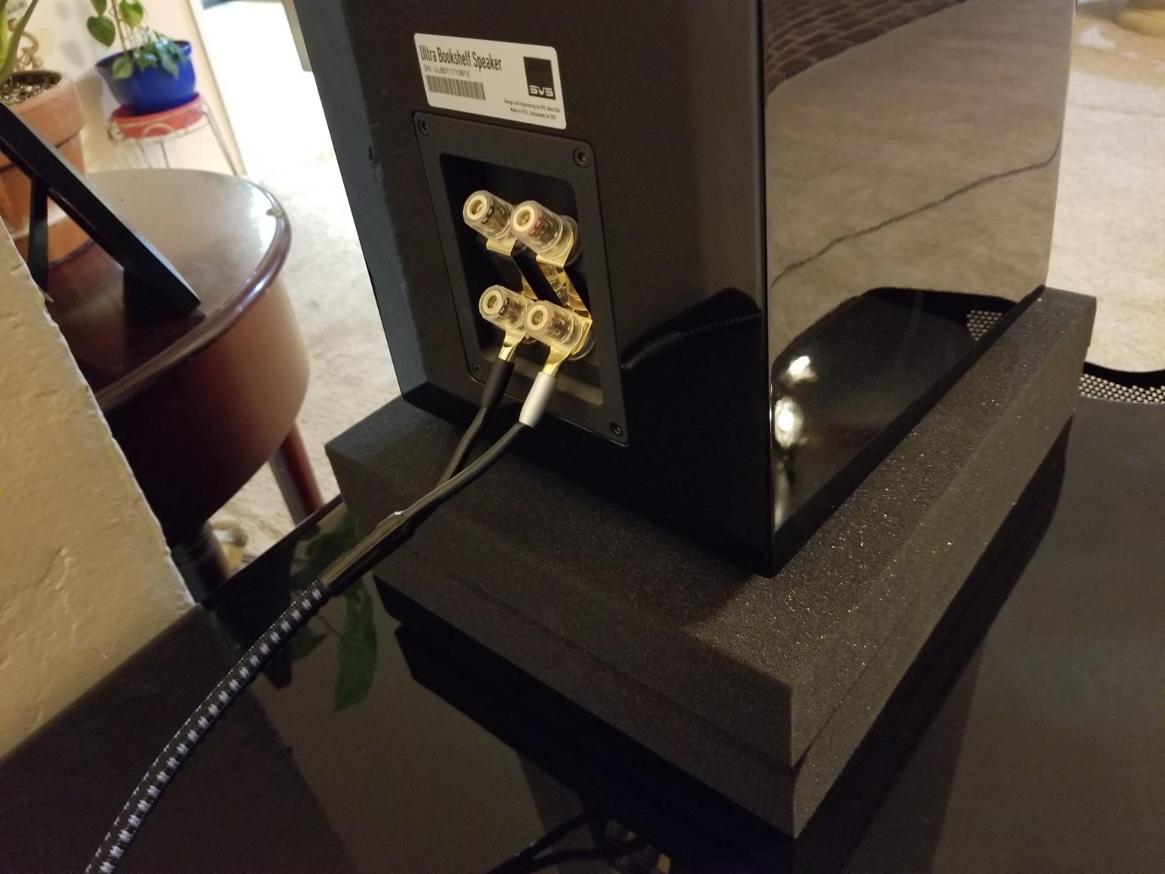 SVS SoundPath Ultra Speaker Cable with Banana Connectors - Each (6 ft.) customer photo 2