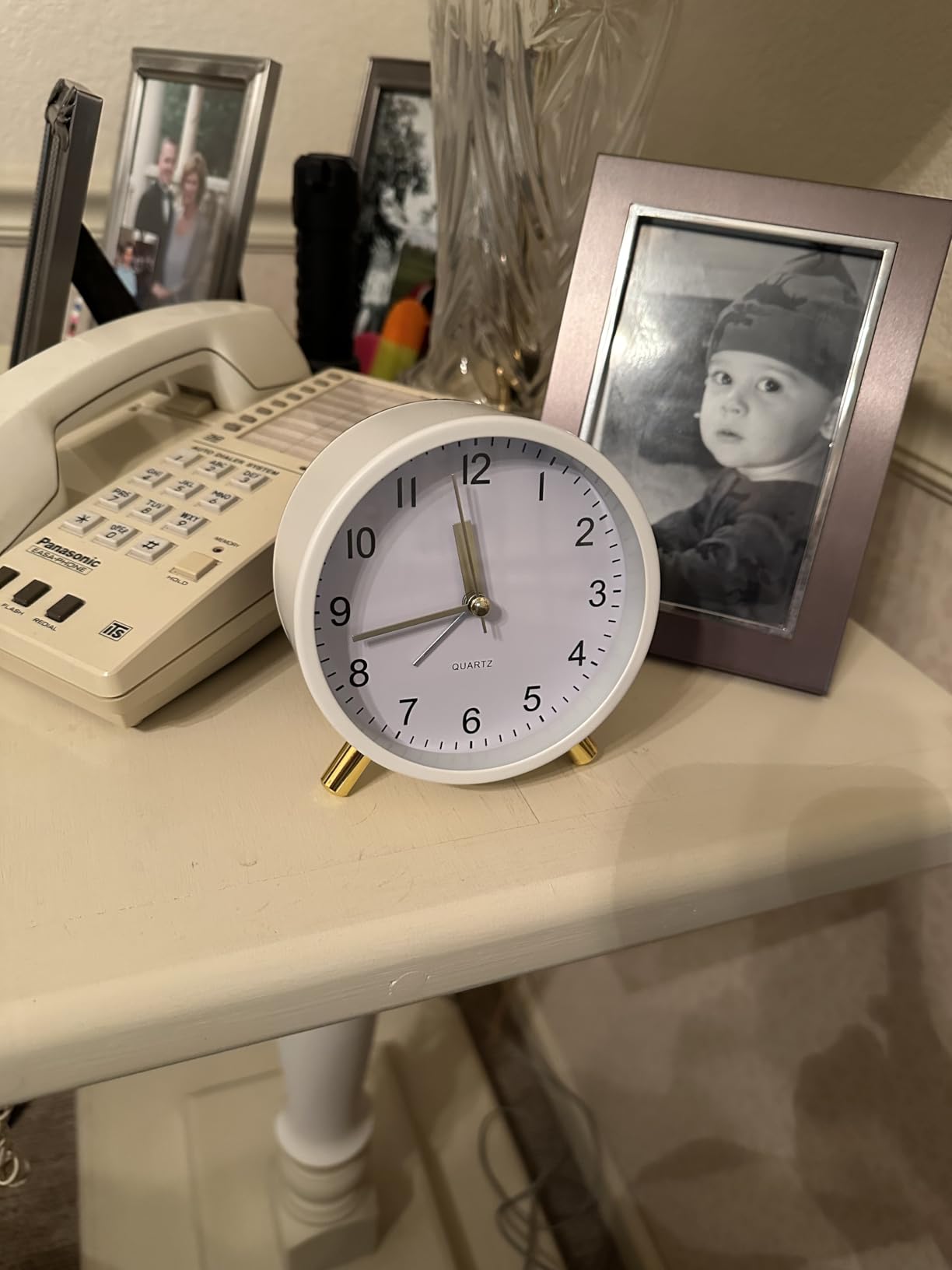 Analog Alarm Clock, 4 inch Super Silent Non Ticking Small Clock with Night Light, Battery Operated, Simple Design, Old Fashioned Style Ideal Decor, for Bedroom, Bedside, Desk, Adult, Kid, Gift, Green customer photo 1