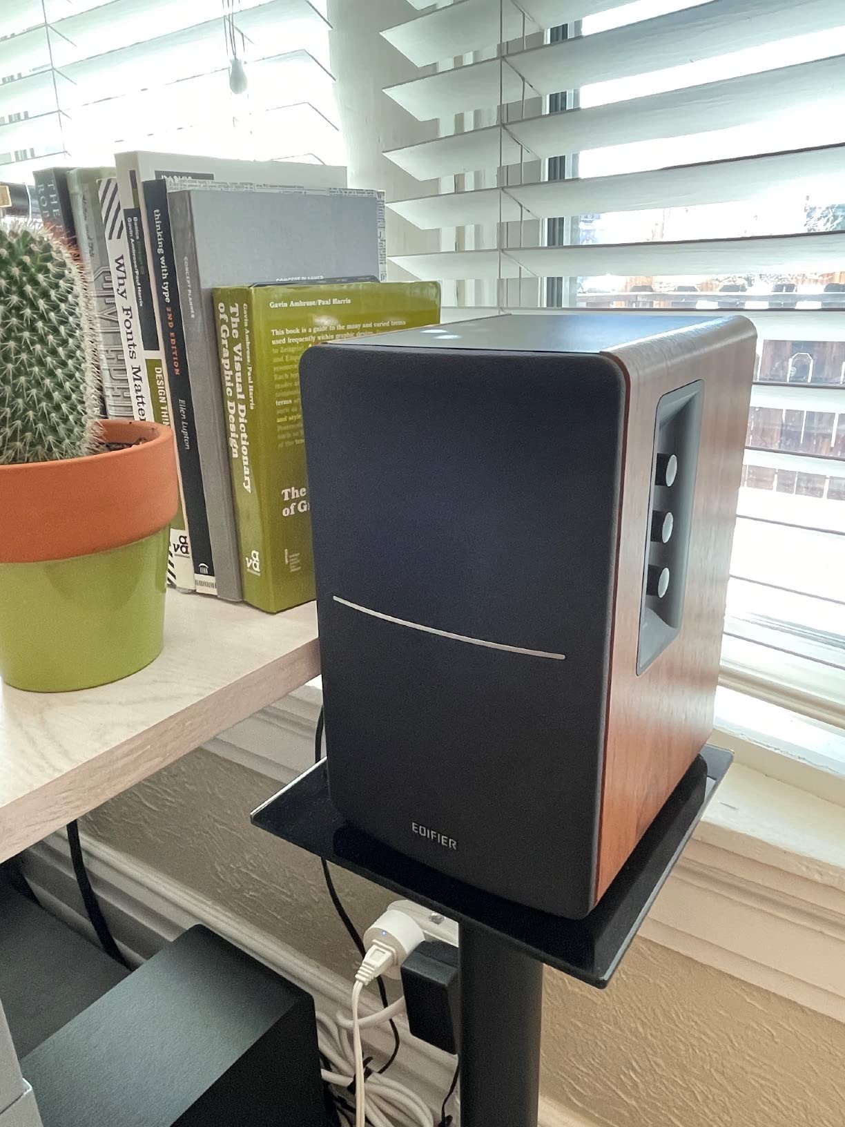 Edifier R1280DBS Active Bluetooth Bookshelf Computer Speakers customer photo 1